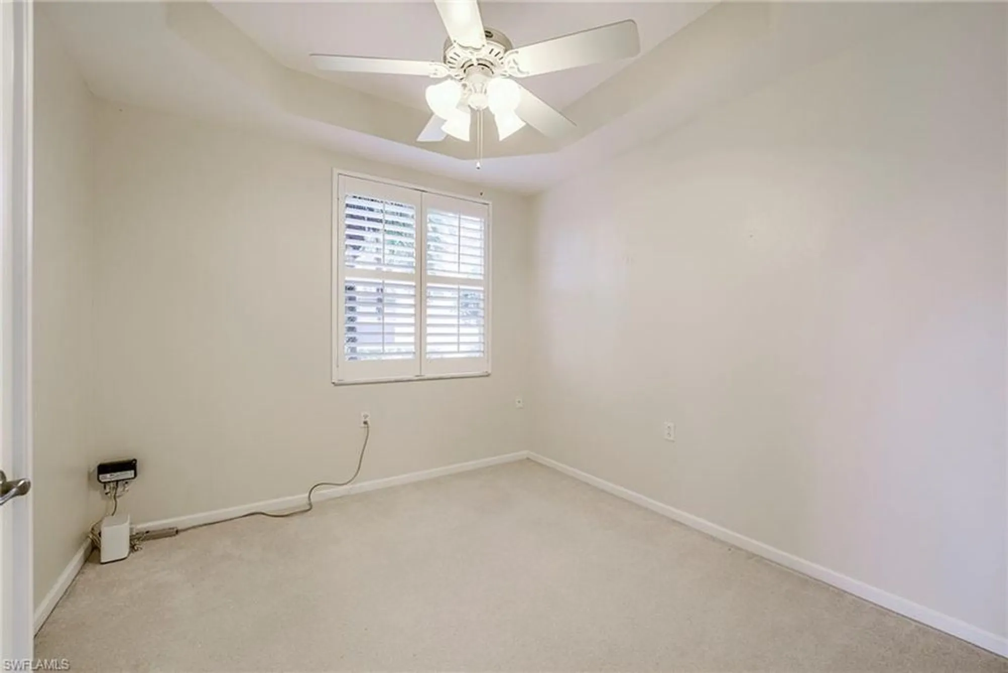 Property Slideshow image 10 of 50 | 3010 meandering way apt 102, Fort Myers, FL, 33905