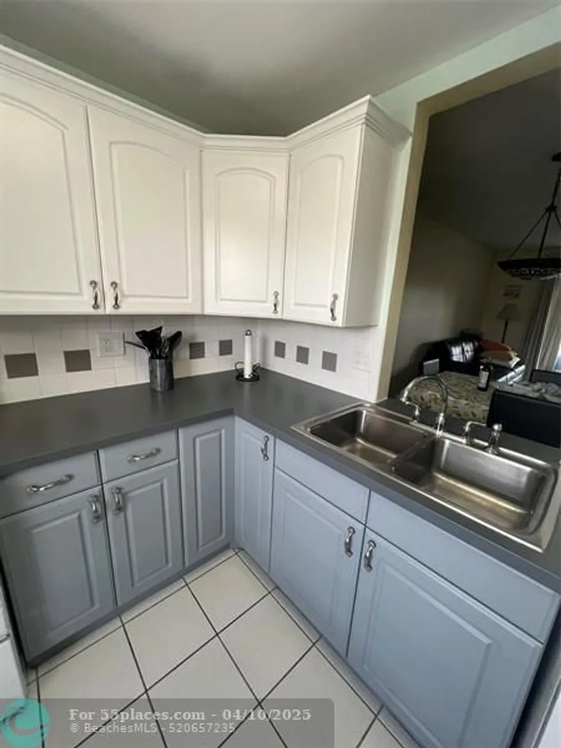 Property Slideshow image 3 of 36 | 5750 nw 64th ave 208, Tamarac, FL, 33319