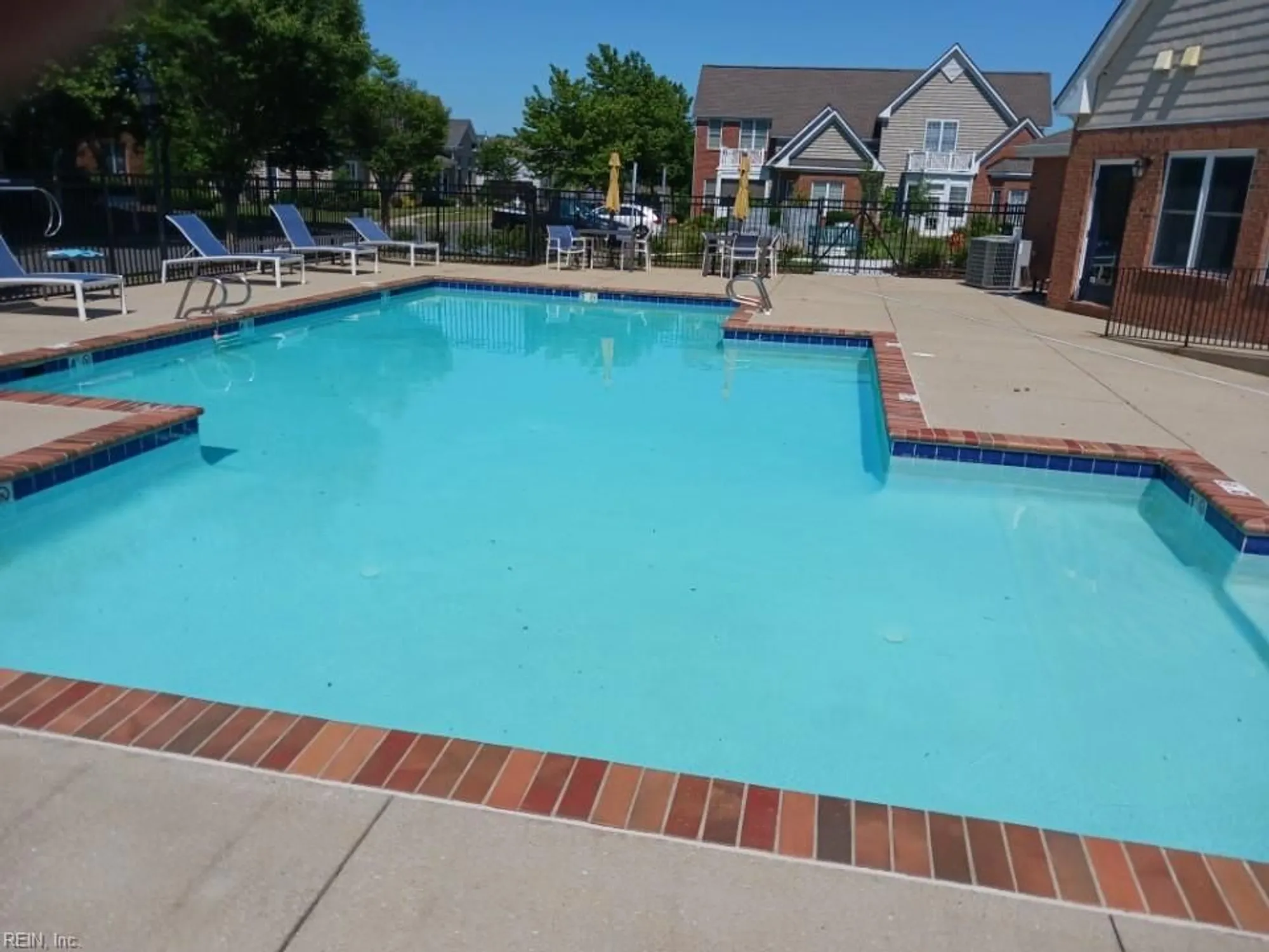 Property Slideshow image 31 of 41 | 222 richmond ave # 20-1, Smithfield, VA, 23430