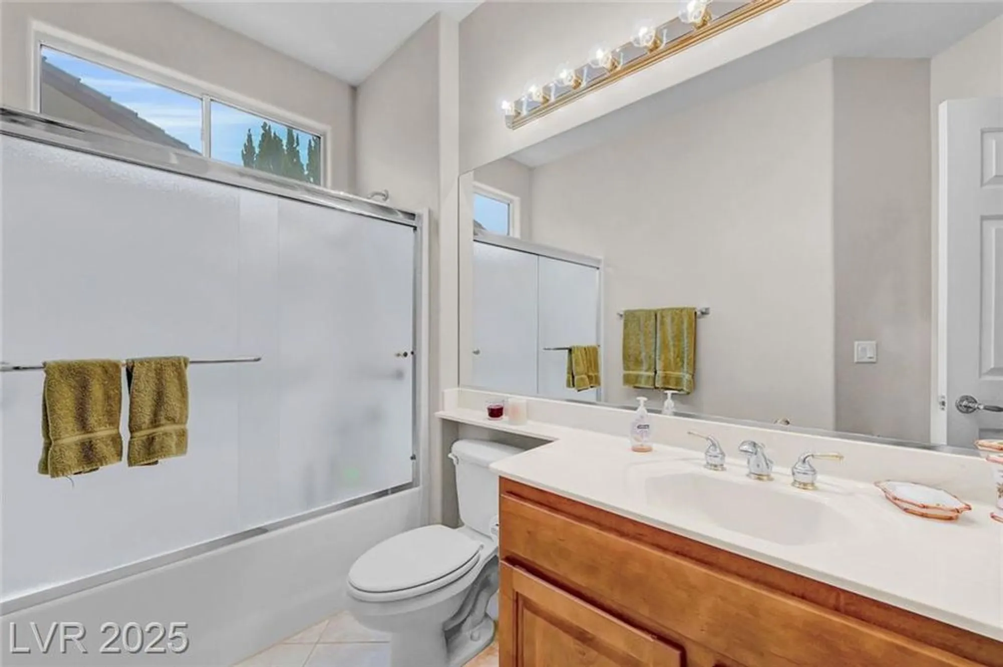 Property Slideshow image 47 of 60 | 2343 hardin ridge dr, Henderson, NV, 89052