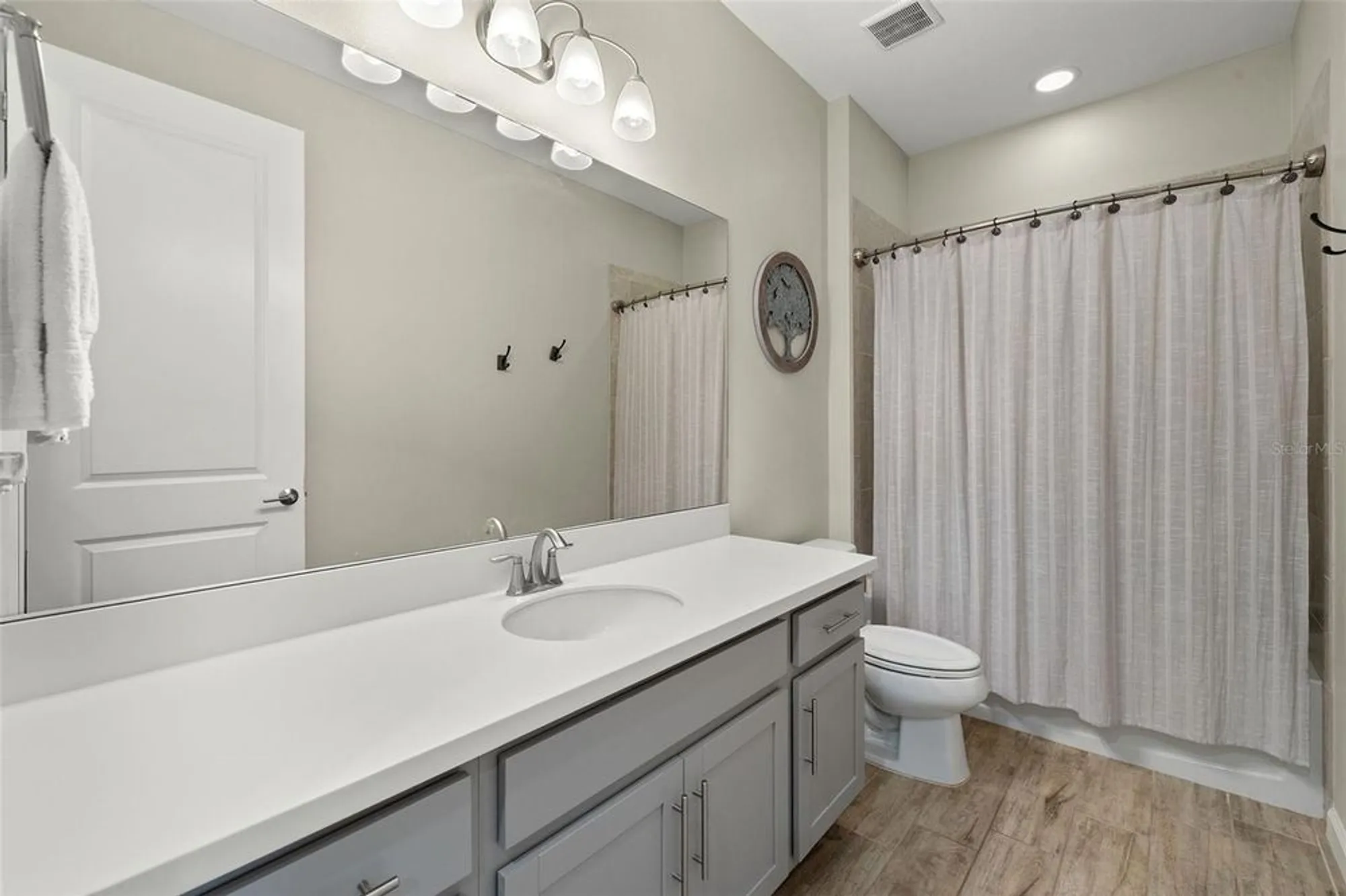 Property Slideshow image 24 of 45 | 11499 renaissance blvd, Venice, FL, 34293