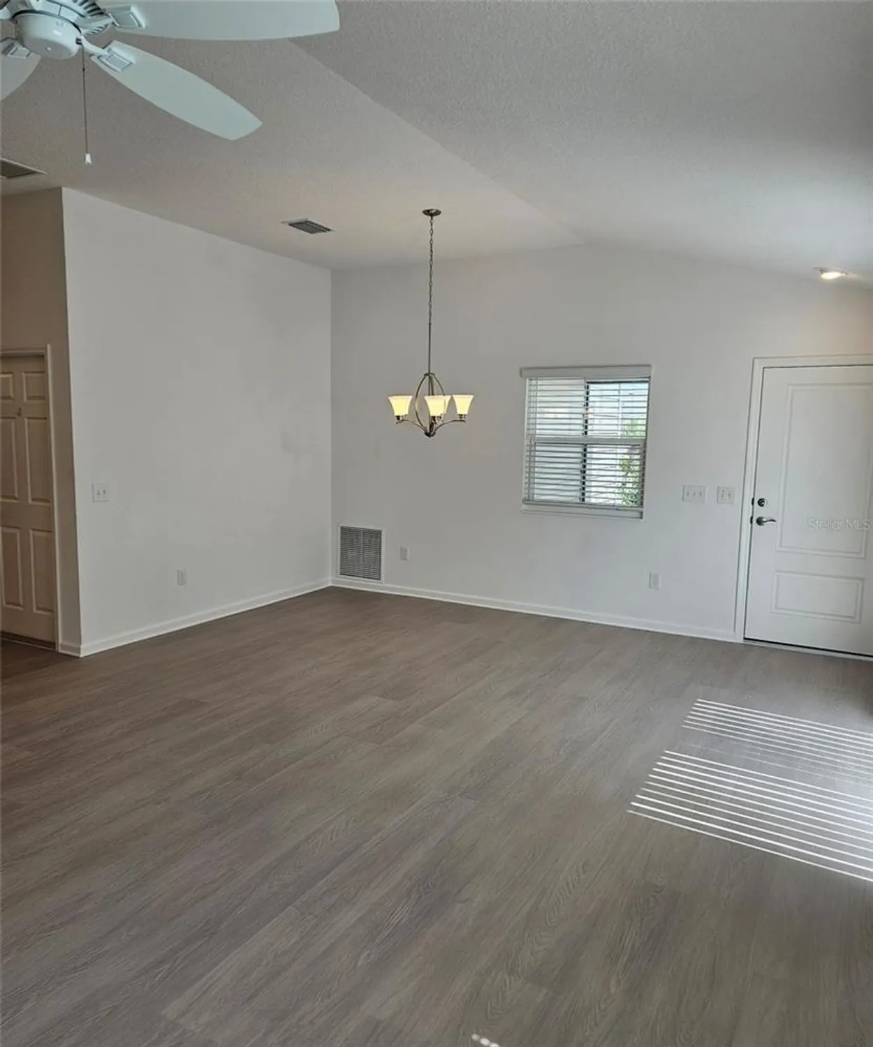 Property Slideshow image 4 of 24 | 1964 rhett rd, The Villages, FL, 32163