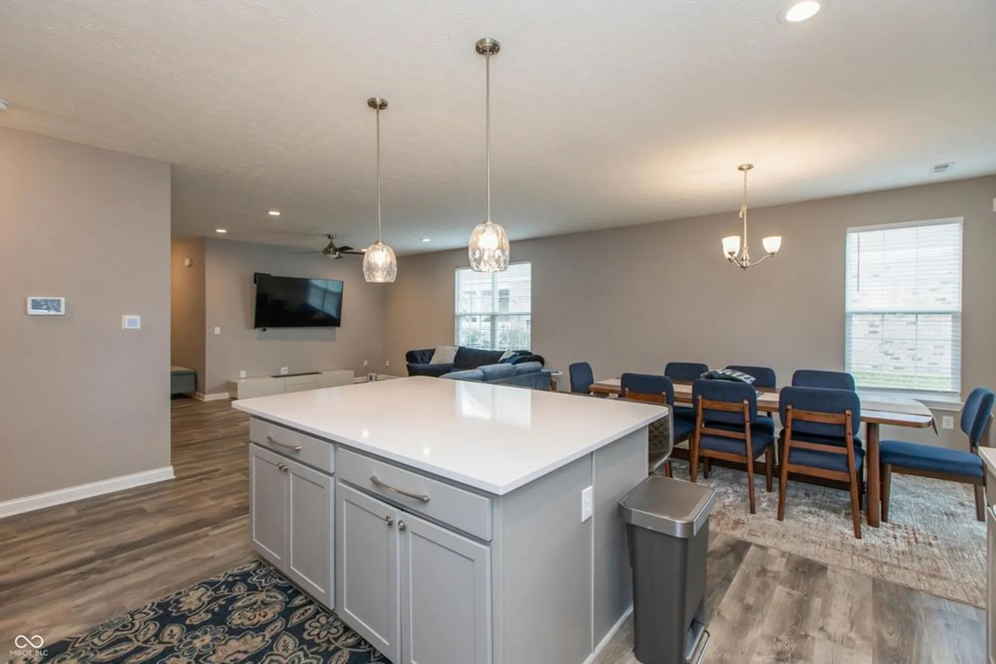 Property Slideshow image 5 of 23 | 253 darrough dr, Greenwood, IN, 46143