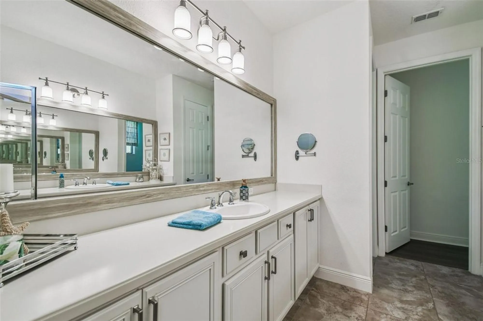 Property Slideshow image 36 of 68 | 759 villa park rd, Poinciana, FL, 34759