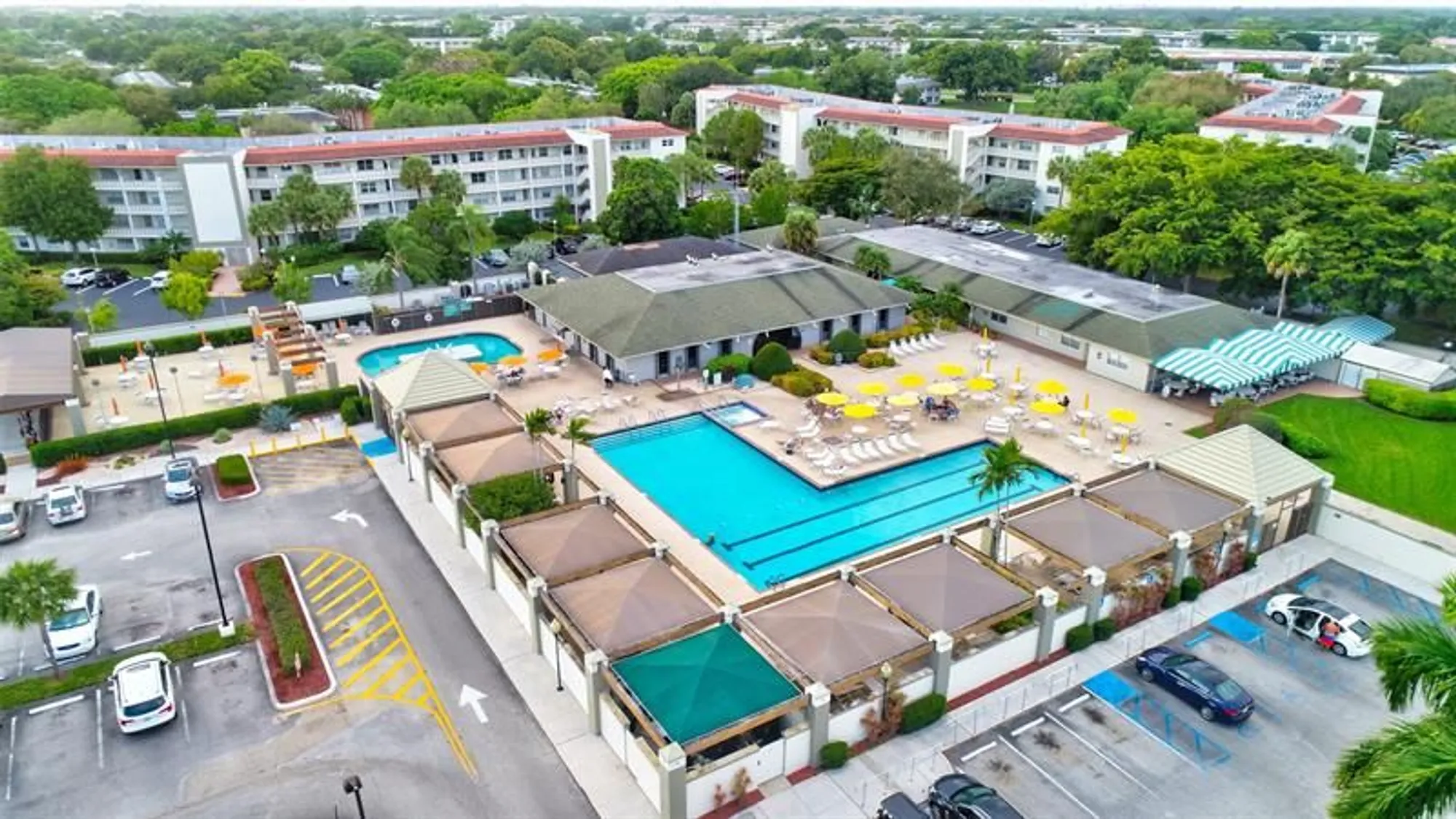 Property Slideshow image 45 of 73 | 3302 aruba way h1, Coconut Creek, FL, 33066