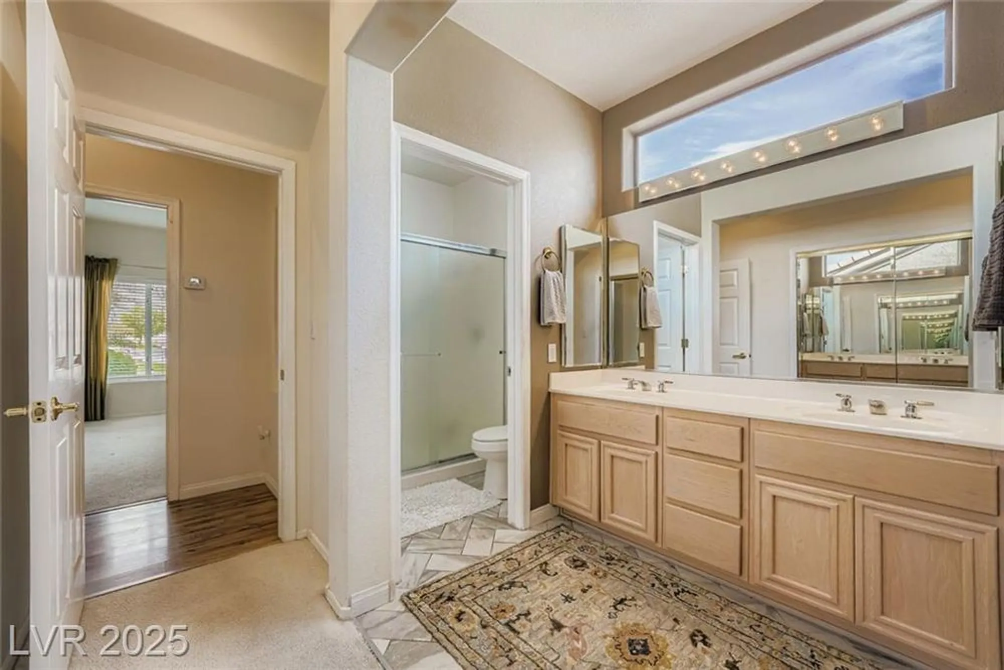 Property Slideshow image 14 of 21 | 2820 faiss dr, Las Vegas, NV, 89134