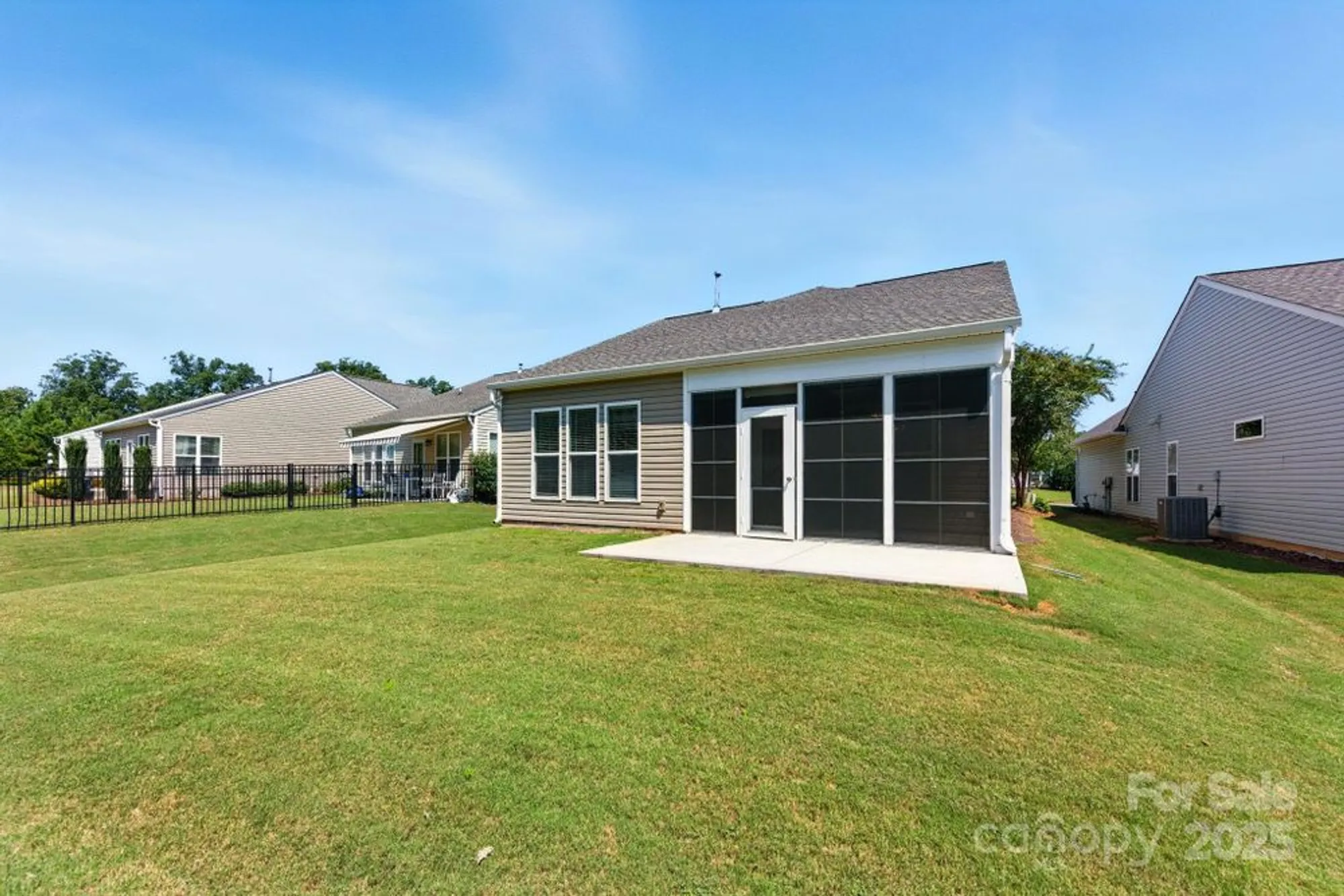 Property Slideshow image 23 of 26 | 23178 whimbrel cir, Fort Mill, SC, 29707