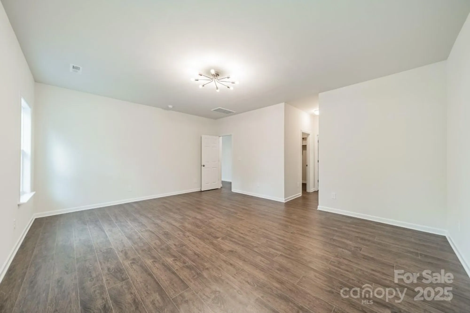 Property Slideshow image 30 of 48 | 6034 jepson ct, Charlotte, NC, 28214