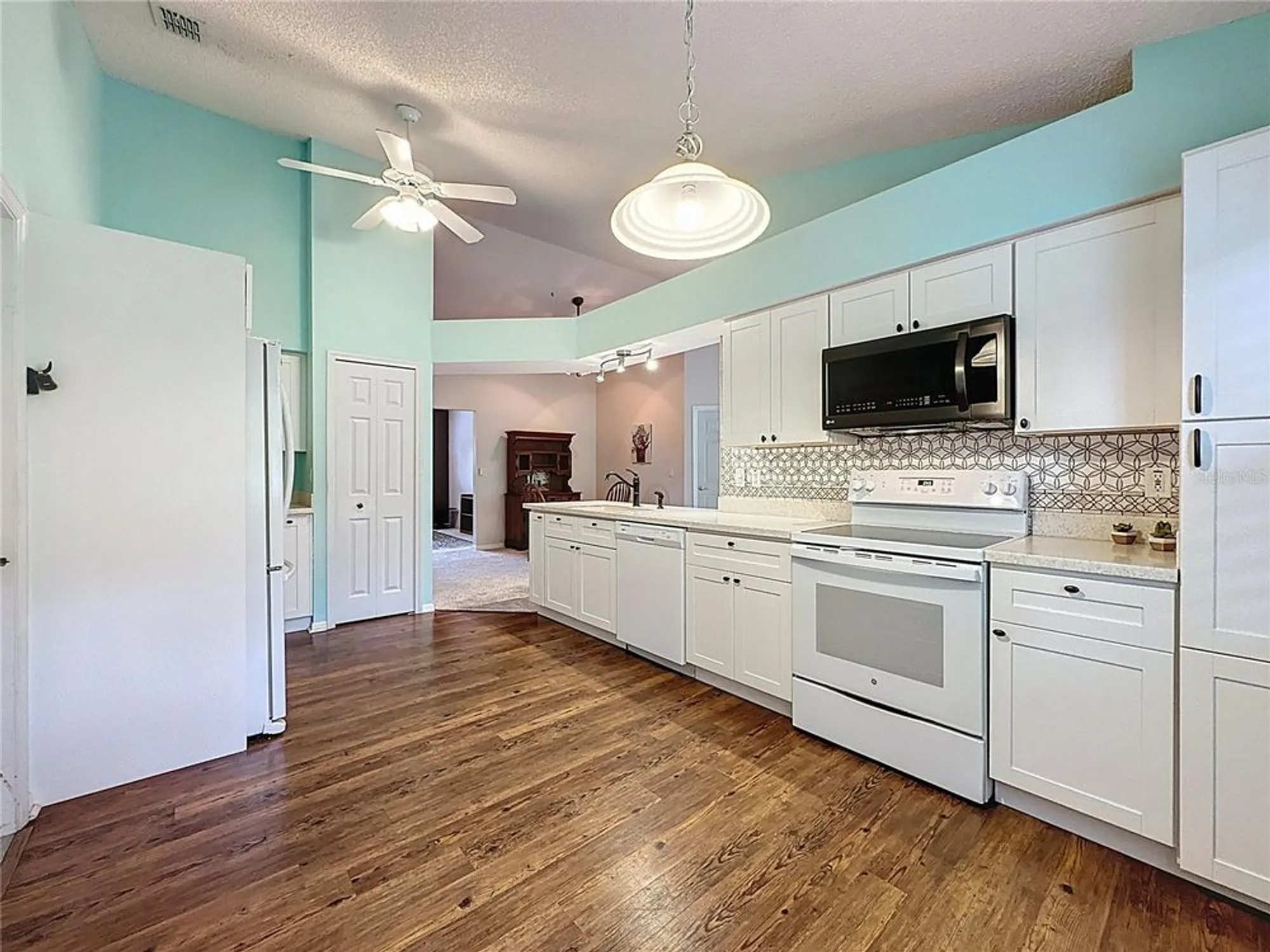 Property Slideshow image 15 of 80 | 3525 rollingbrook st, Clermont, FL, 34711