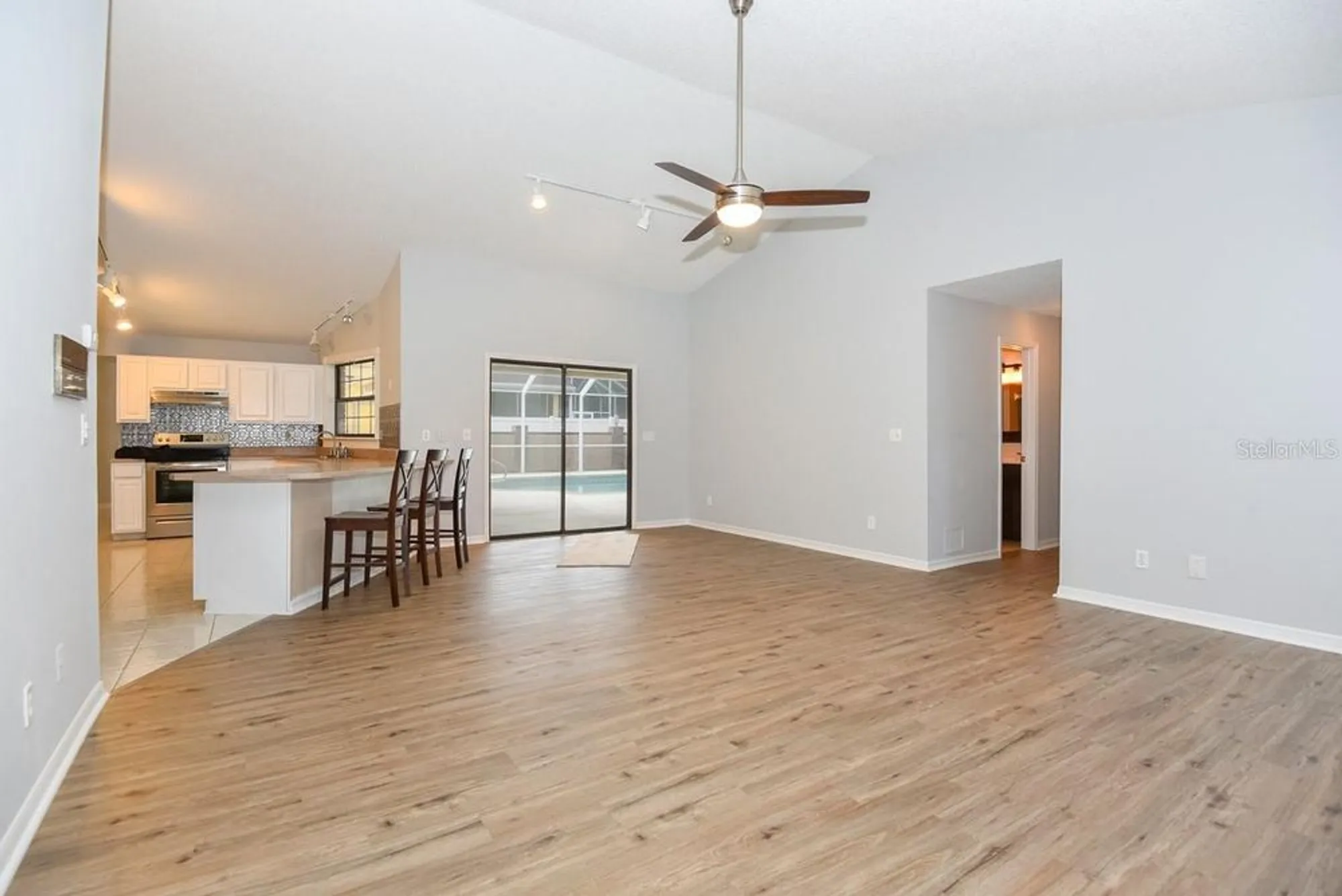 Property Slideshow image 12 of 41 | 24 lake vista way, Ormond Beach, FL, 32174