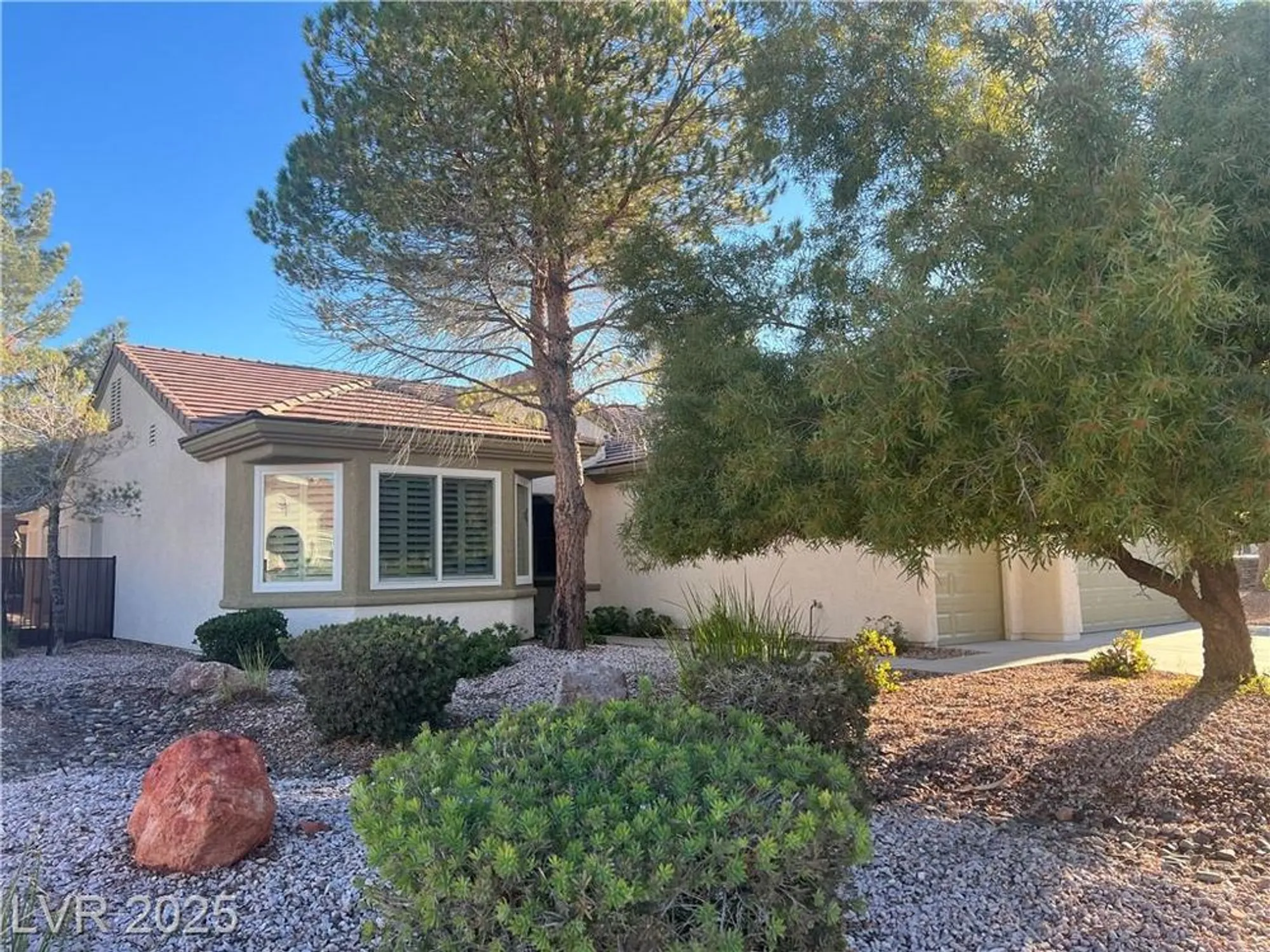 Property Slideshow image 2 of 2 | 2032 wolverine ct, Henderson, NV, 89052
