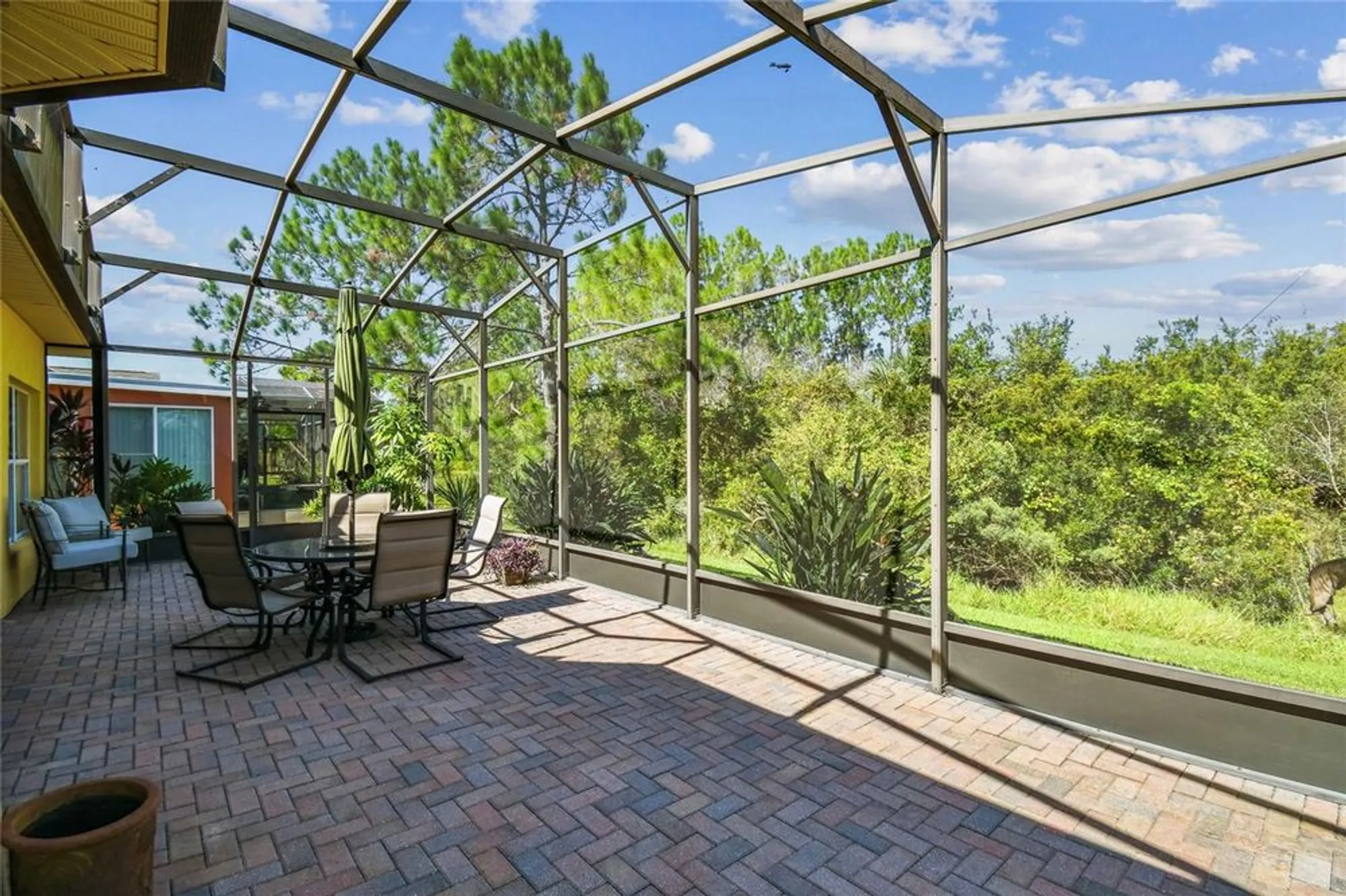 Property Slideshow image 45 of 61 | 536 portofino dr, Poinciana, FL, 34759