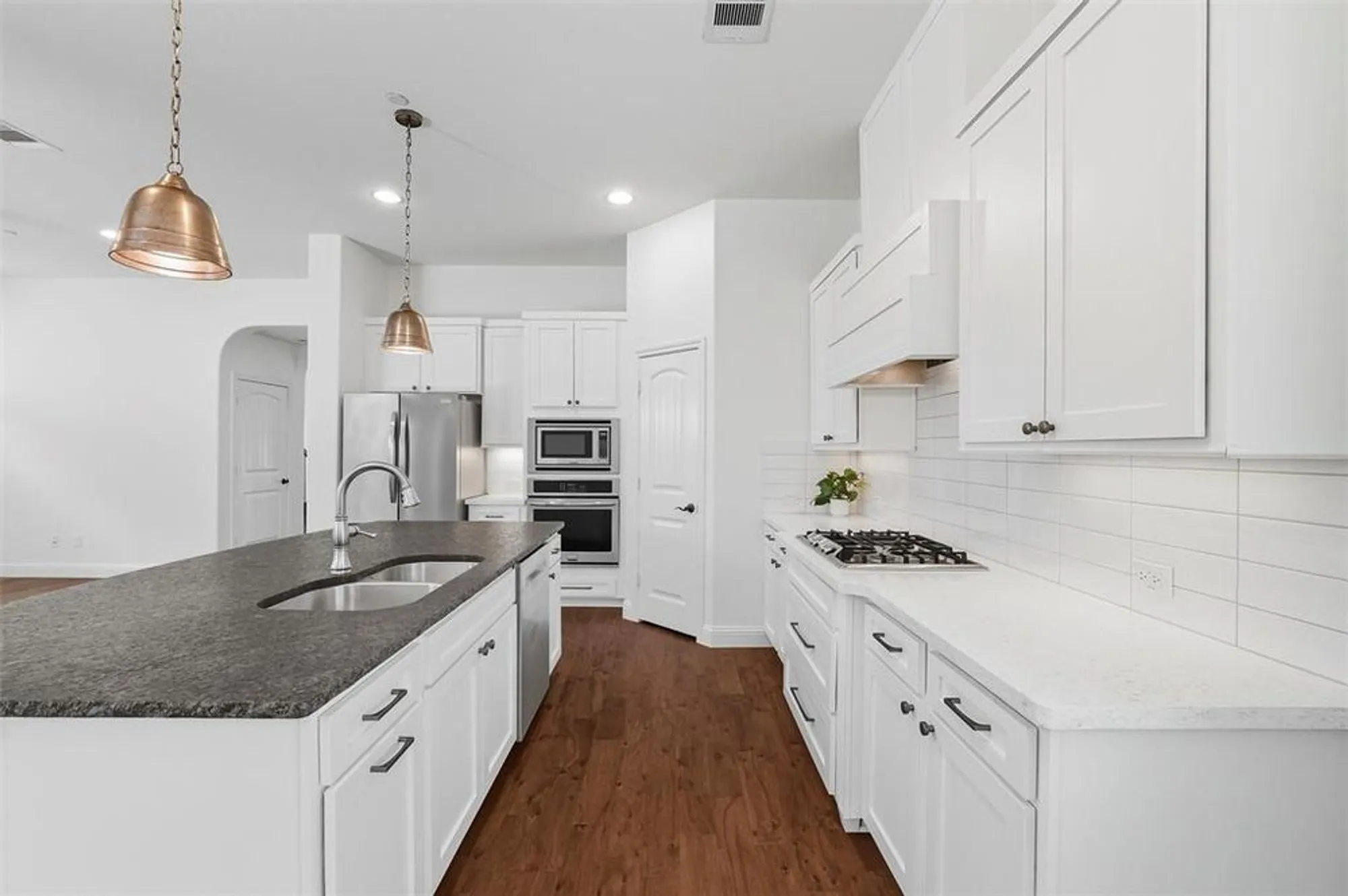Property Slideshow image 5 of 35 | 8617 grassland dr, Mckinney, TX, 75070