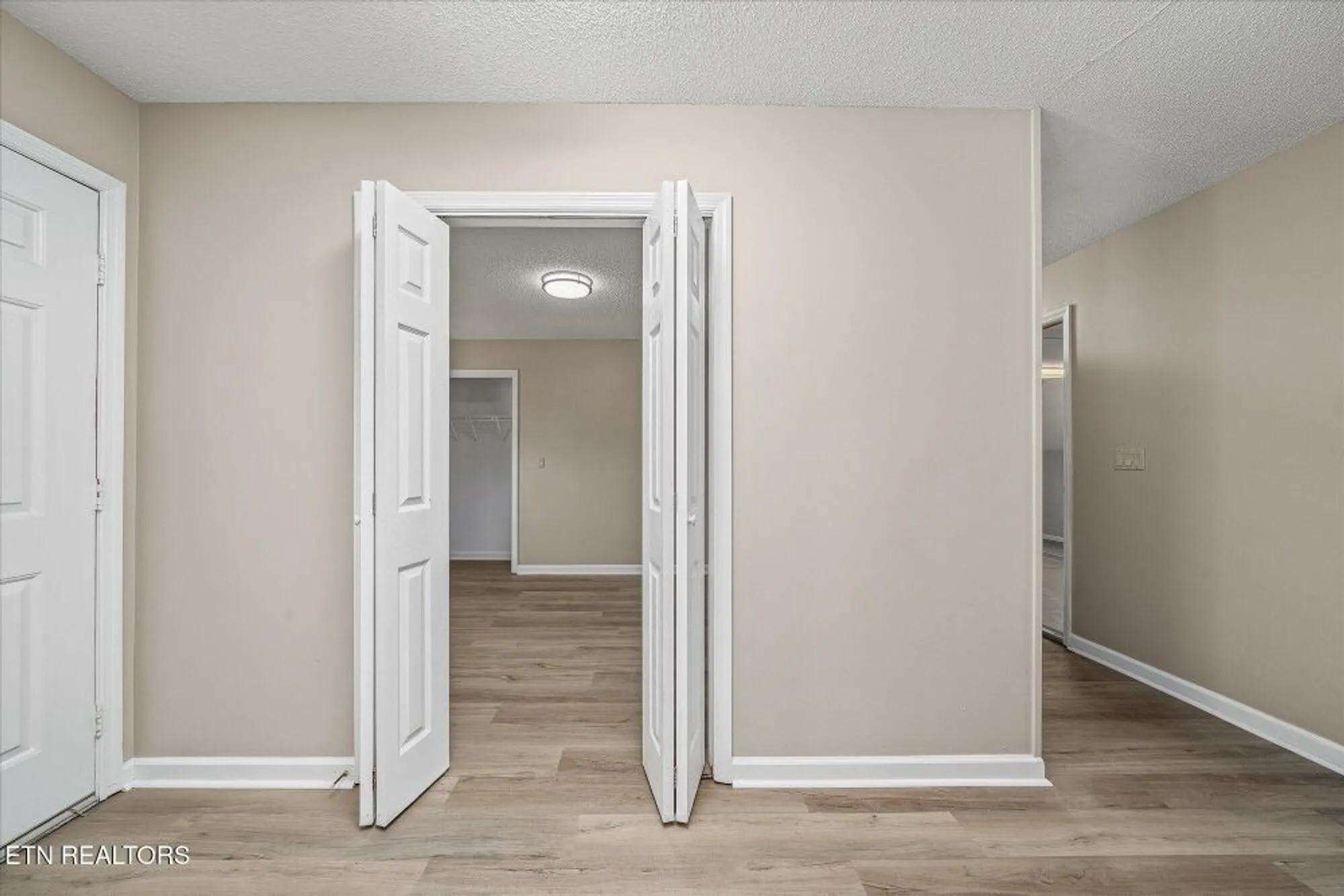 Property Slideshow image 30 of 48 | 112 gilford ter, Crossville, TN, 38558