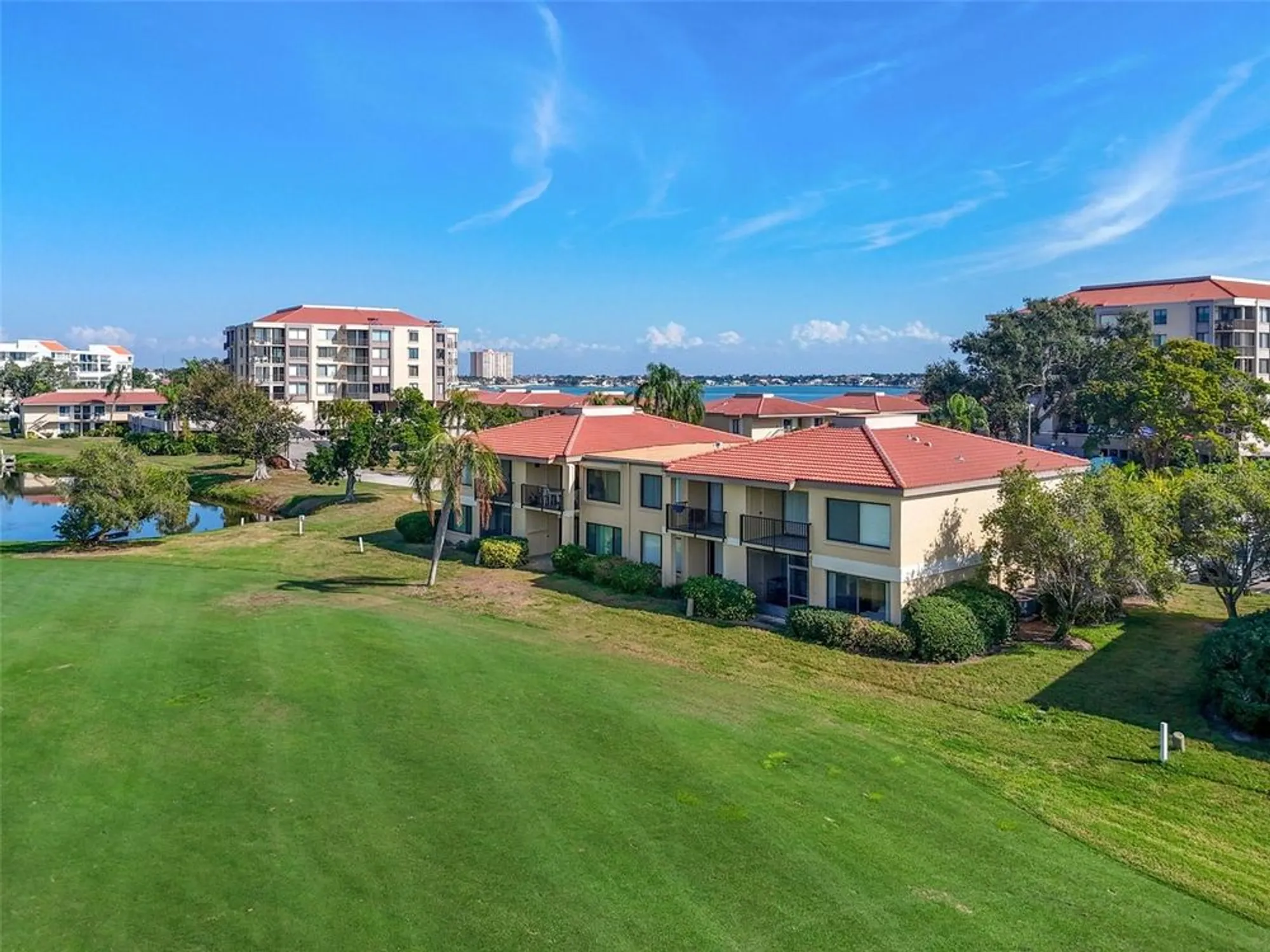 Property Slideshow image 3 of 52 | 6105 palma del mar blvd s apt 120, Saint Petersburg, FL, 33715
