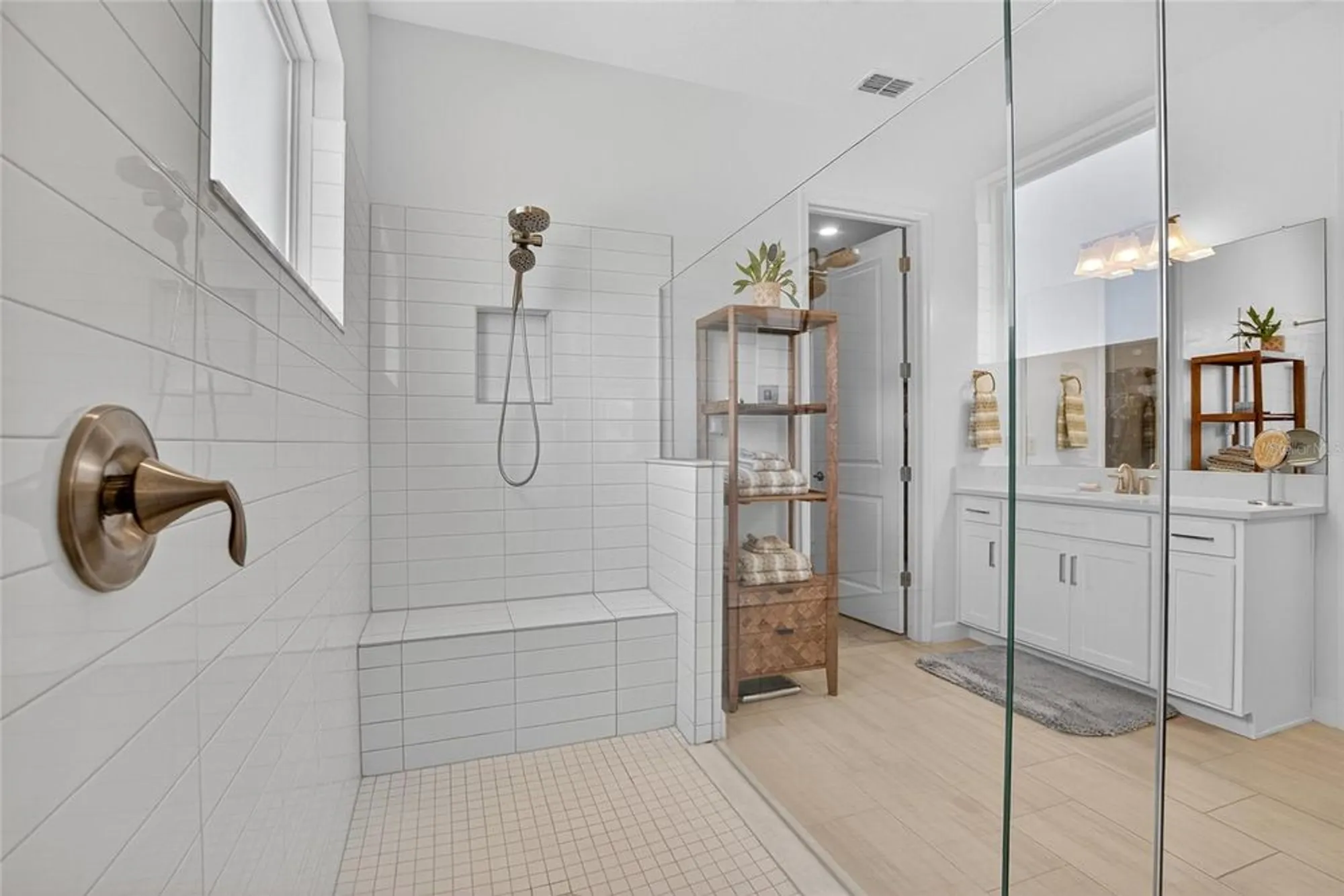 Property Slideshow image 33 of 73 | 17116 star banks st, Wimauma, FL, 33598