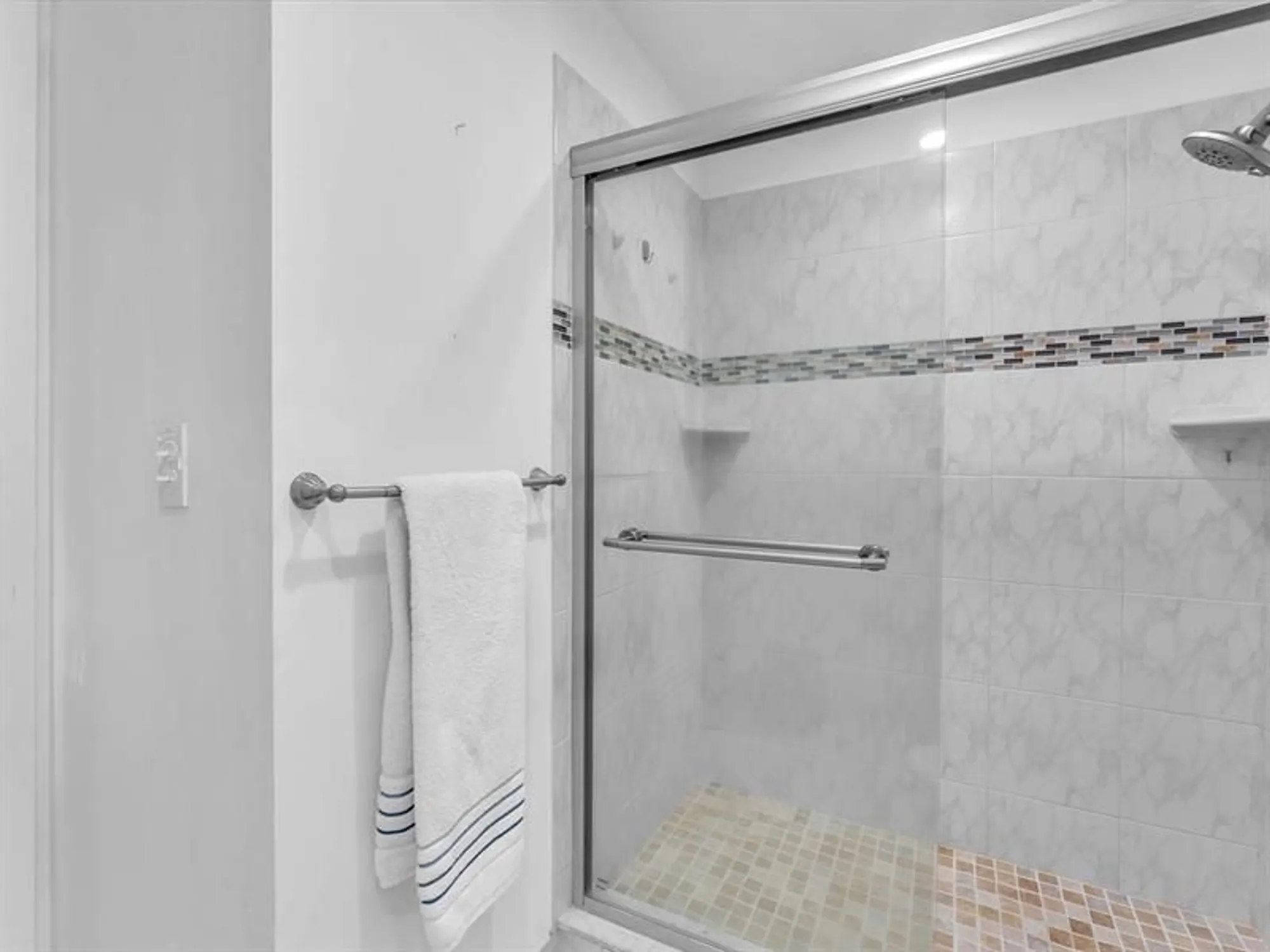 Property Slideshow image 26 of 39 | 7164 ashmont cir 204, Tamarac, FL, 33321
