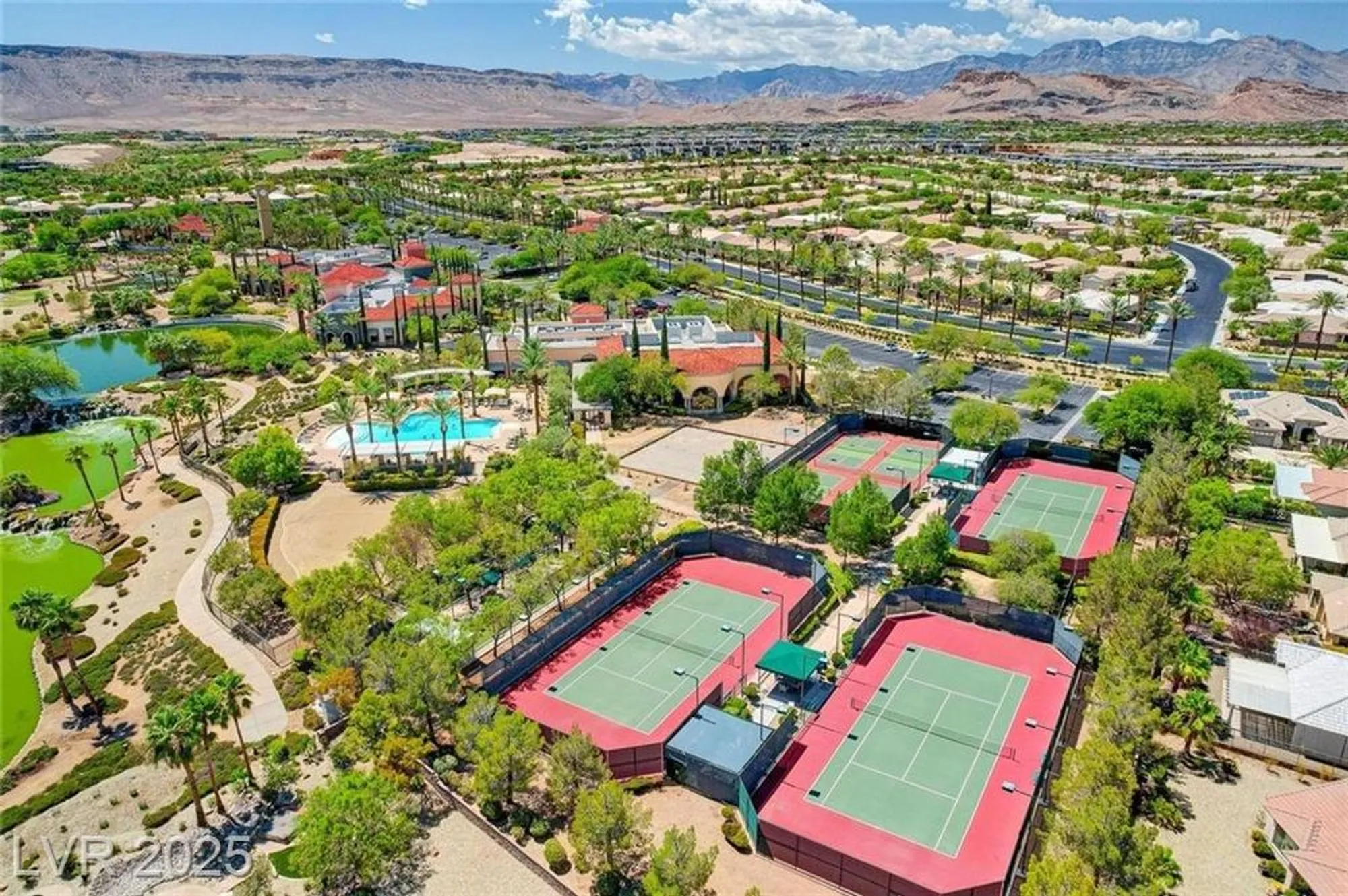 Property Slideshow image 30 of 47 | 4596 bersaglio st, Las Vegas, NV, 89135