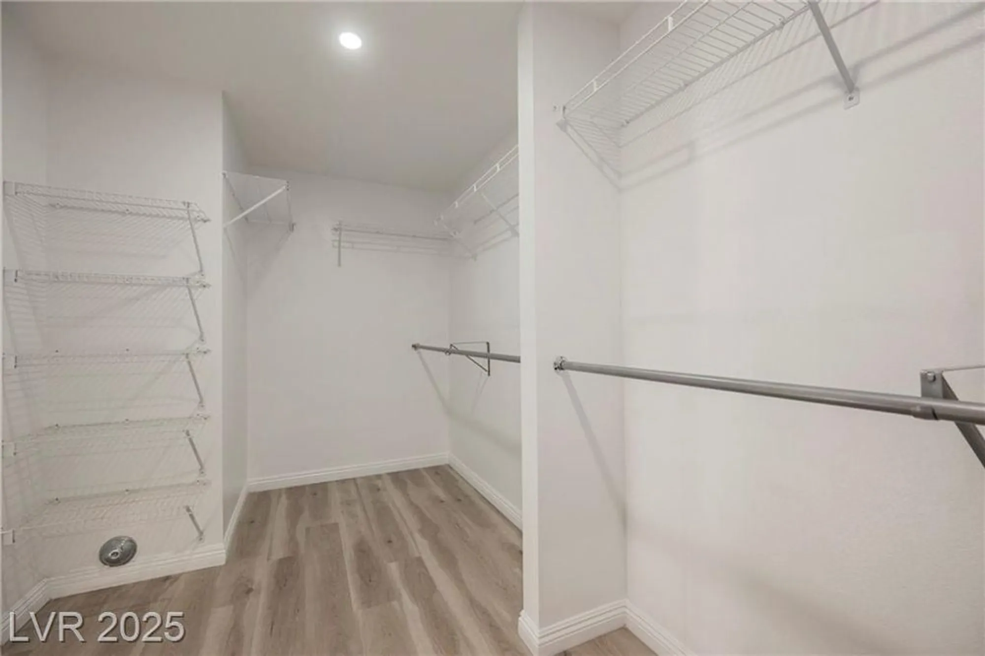 Property Slideshow image 47 of 66 | 5133 burr oak dr, Las Vegas, NV, 89130