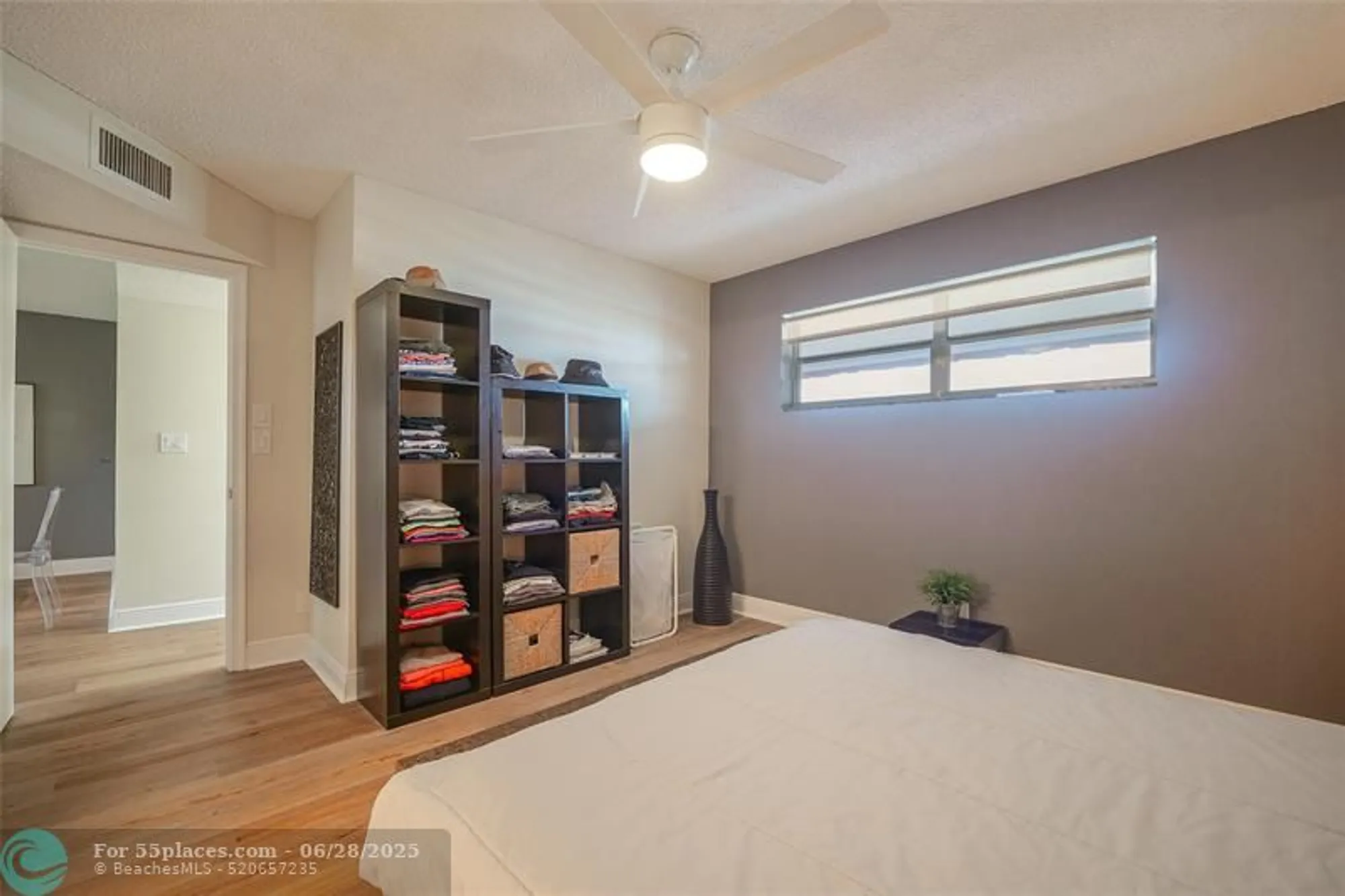 Property Slideshow image 17 of 57 | 3531 inverrary dr apt 407, Lauderhill, FL, 33319