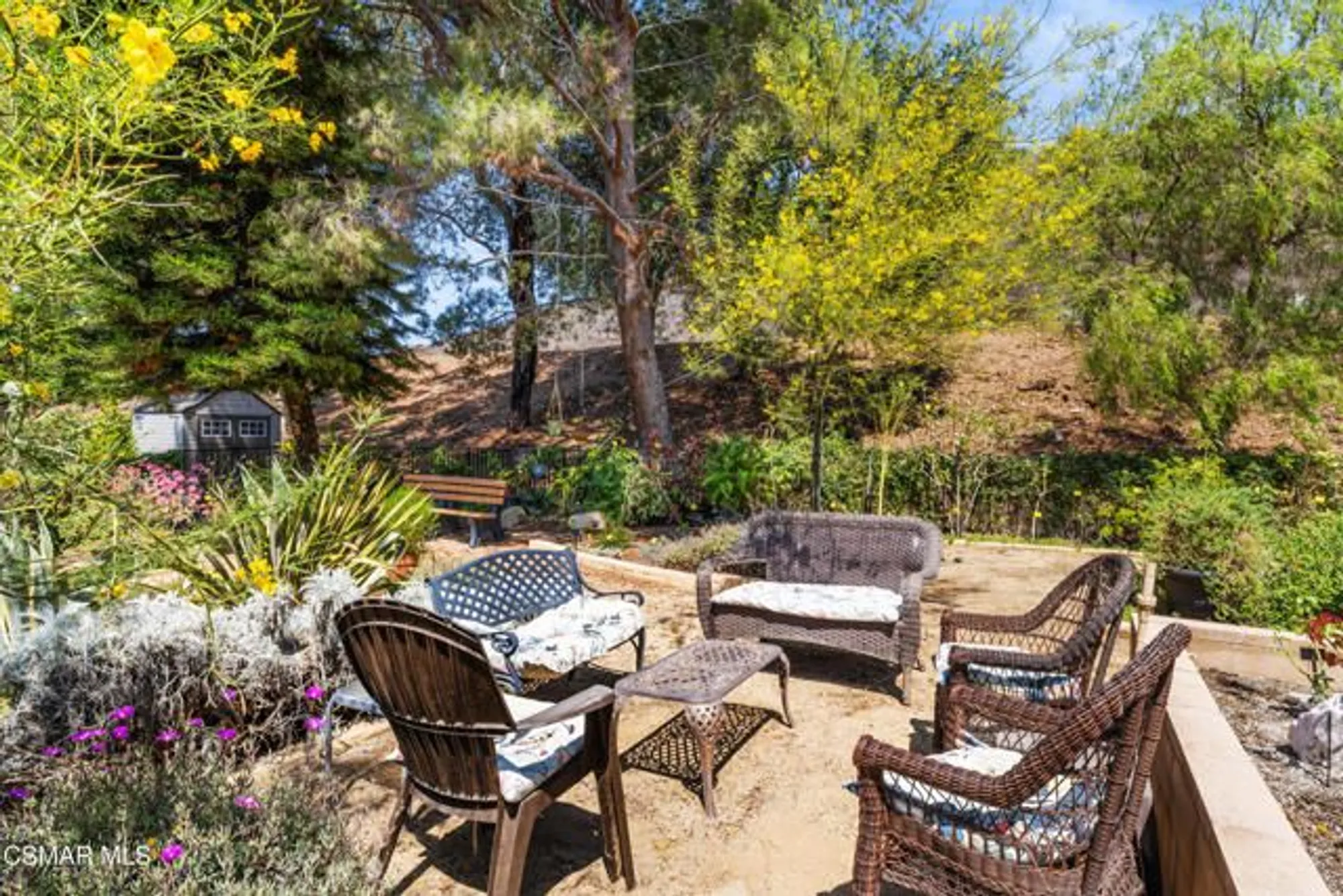 Property Slideshow image 43 of 62 | 224 oakleaf dr 105, Thousand Oaks, CA, 91360