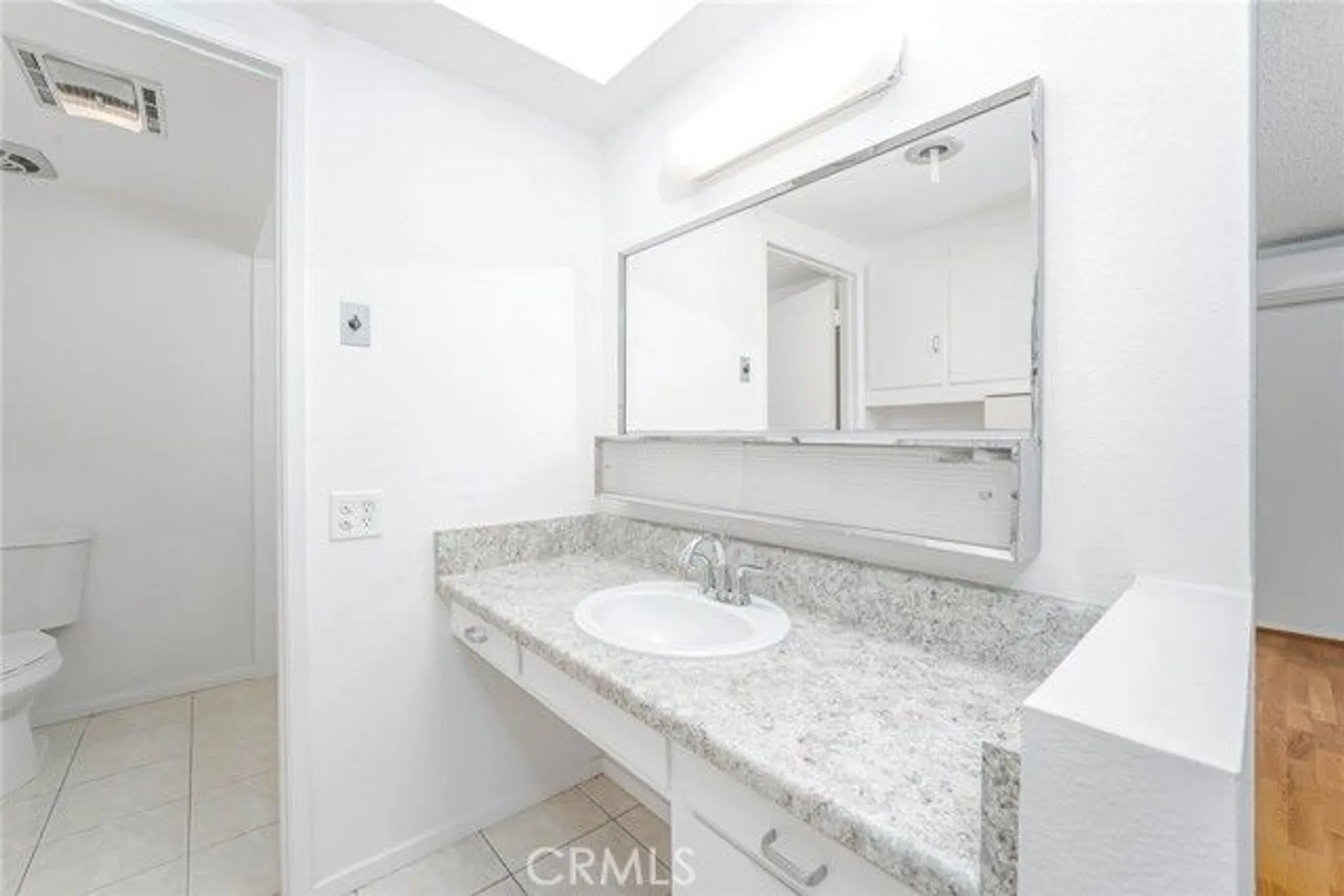 Property Slideshow image 23 of 40 | 936 avenida majorca, Laguna Woods, CA, 92637