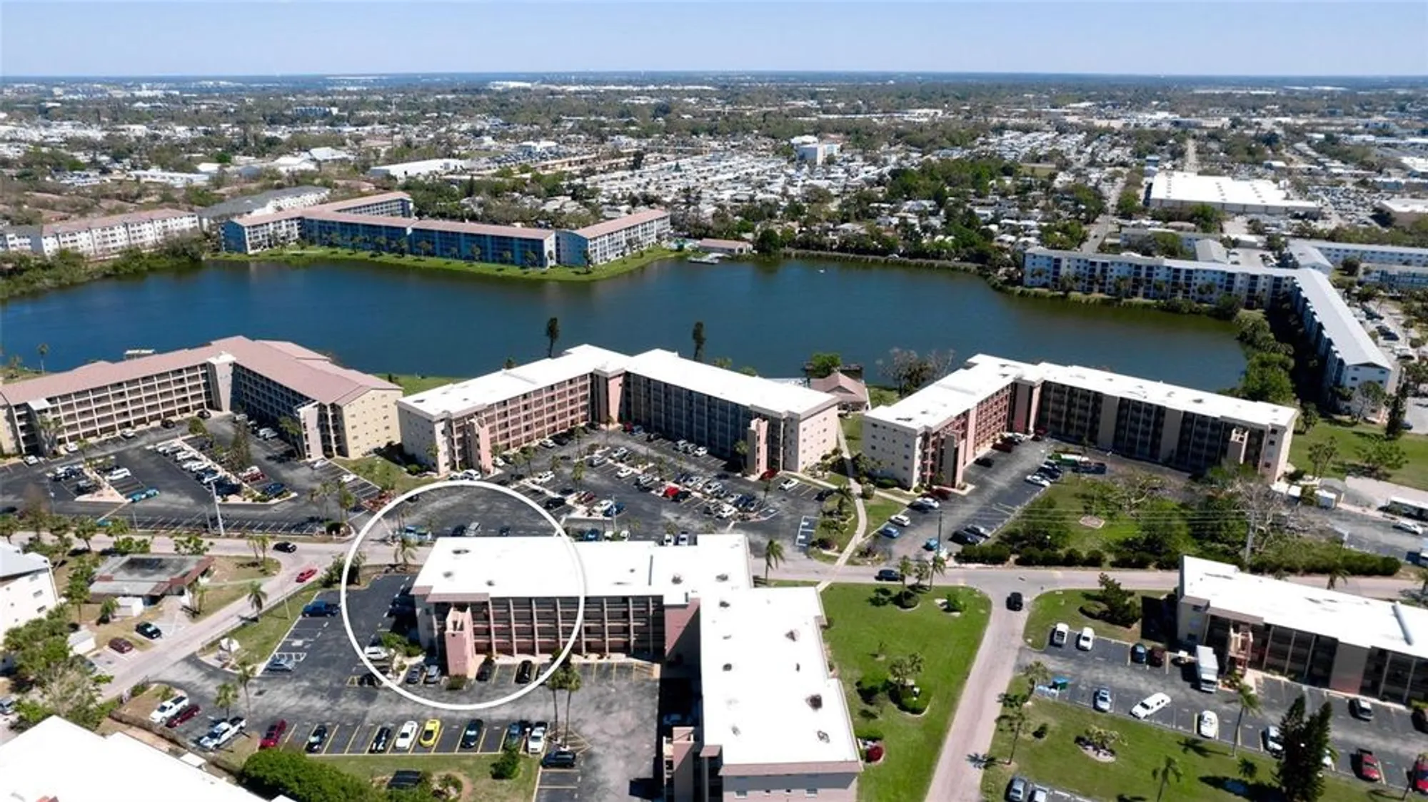 Property Slideshow image 43 of 58 | 4133 heron way e202, Bradenton, FL, 34205