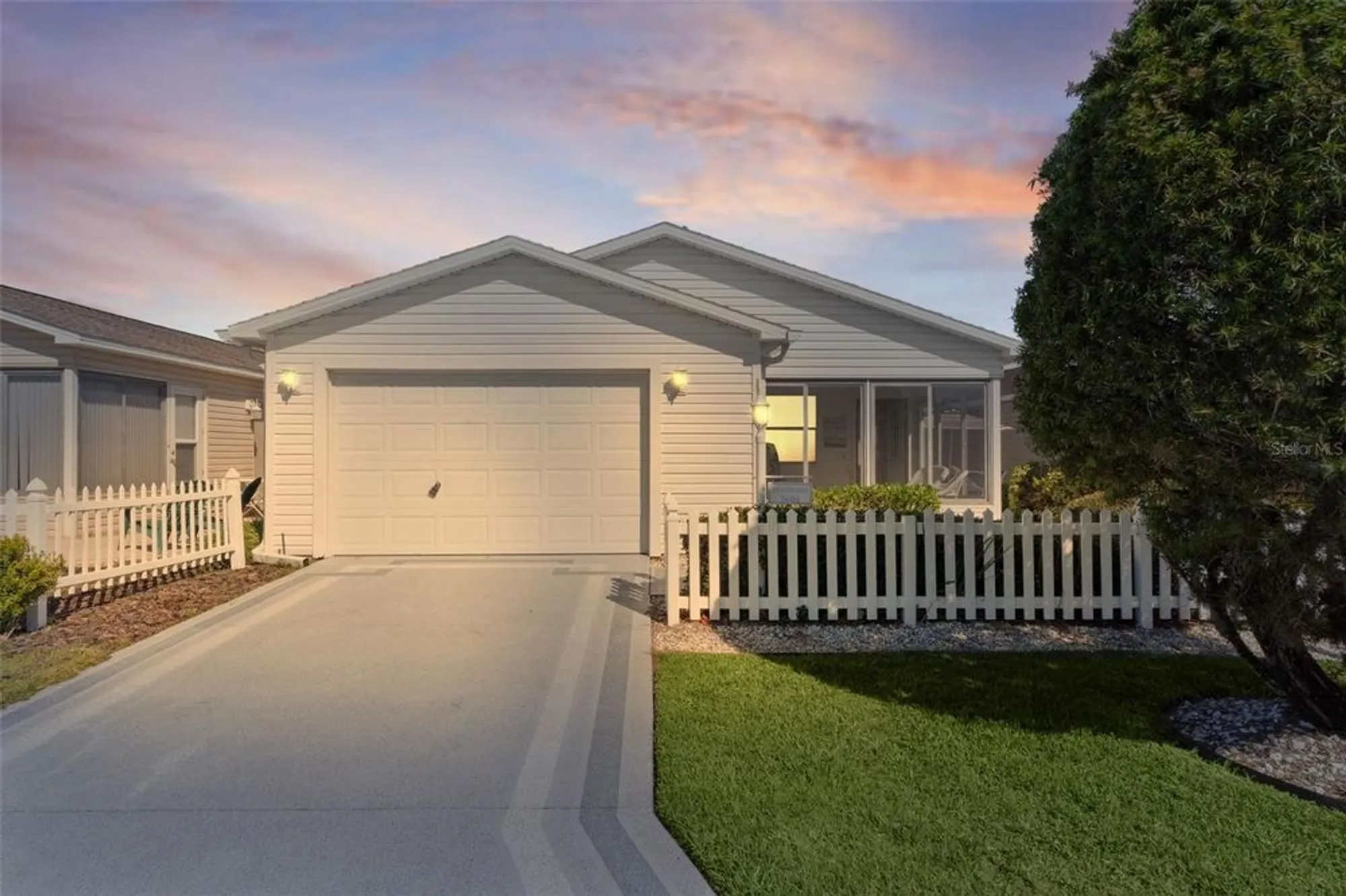 Property Slideshow image 1 of 35 | 3604 cambria cir, The Villages, FL, 32162