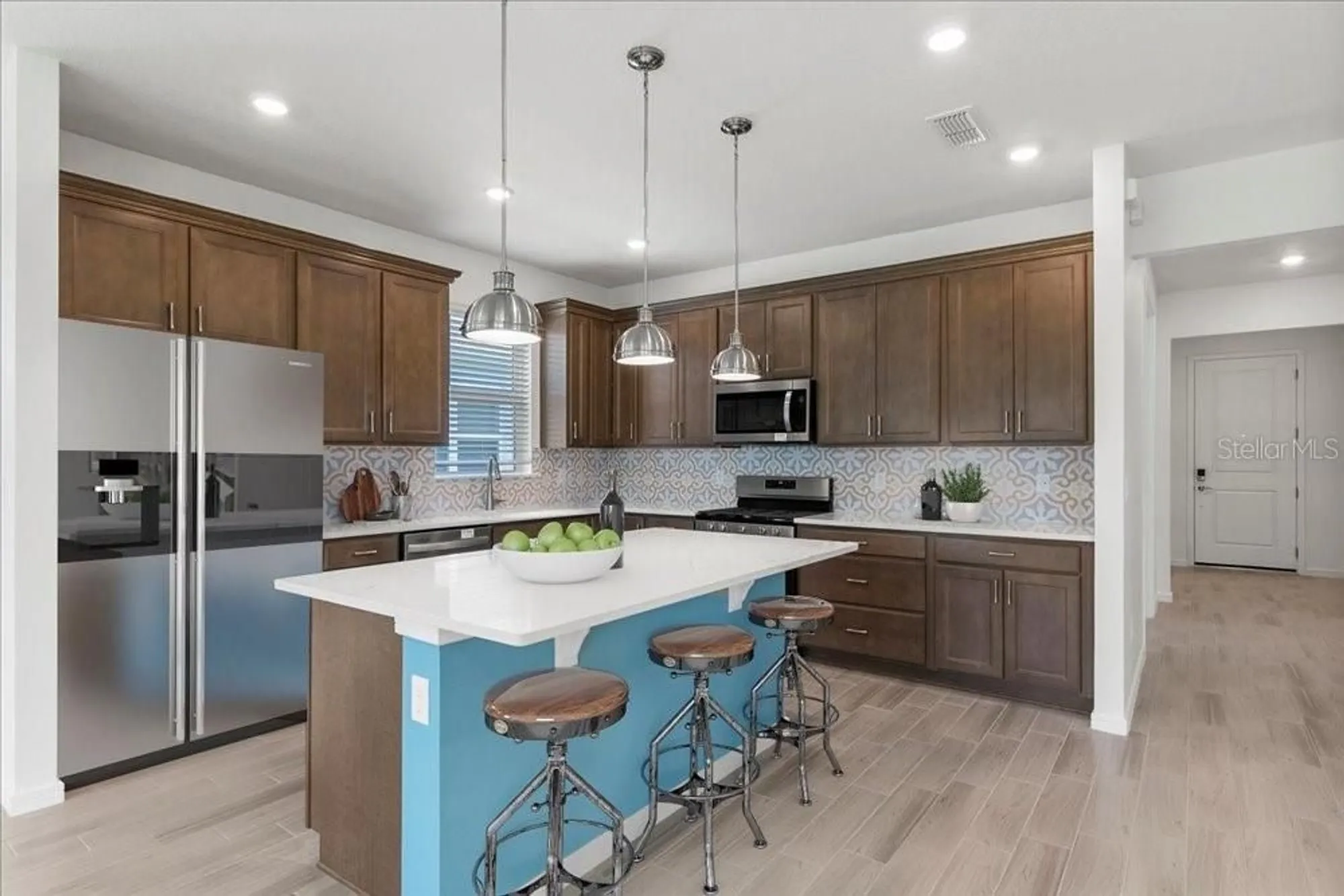 Property Slideshow image 6 of 43 | 6376 shimmering shores ln, Saint Cloud, FL, 34771