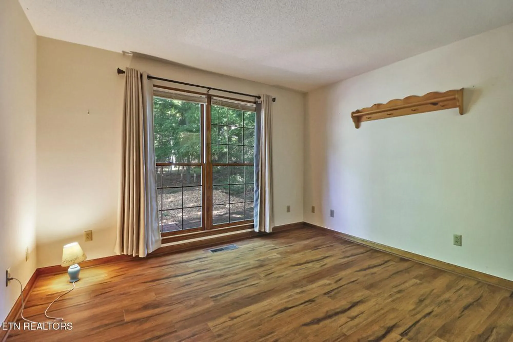 Property Slideshow image 35 of 51 | 143 sugarbush cir, Crossville, TN, 38558