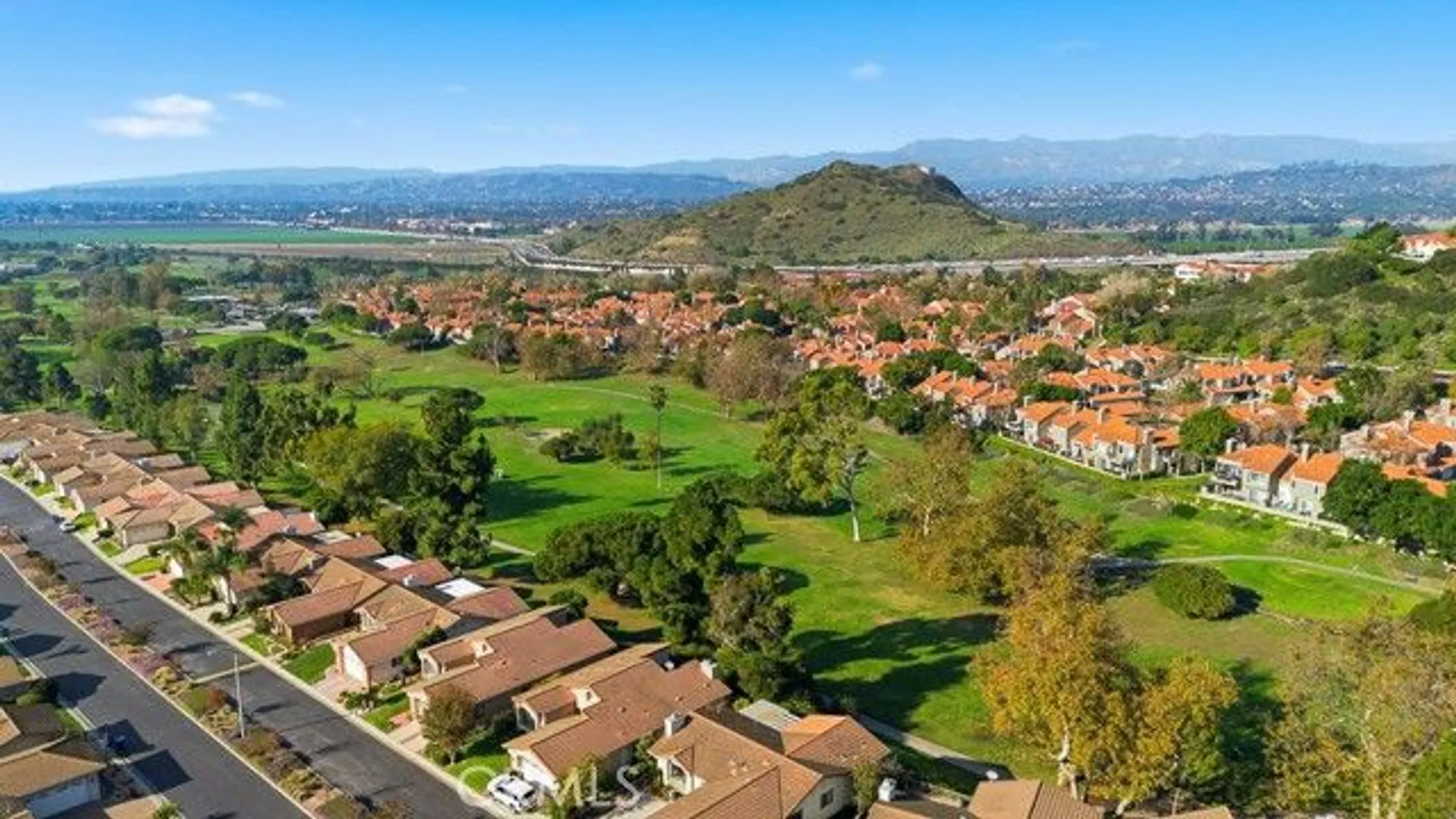 Property Slideshow image 51 of 52 | 1069 belleza st, Camarillo, CA, 93012