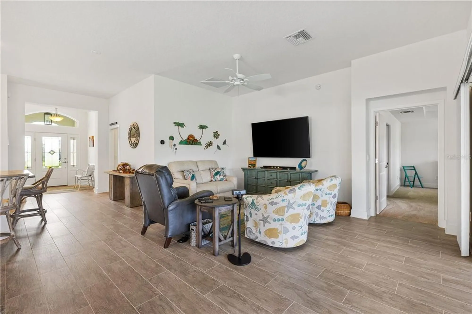Property Slideshow image 10 of 45 | 555 randall rd, The Villages, FL, 32163
