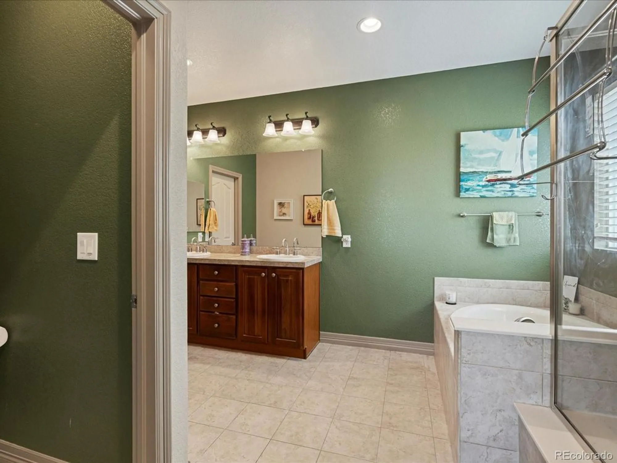 Property Slideshow image 23 of 37 | 8852 e 148th ln, Thornton, CO, 80602