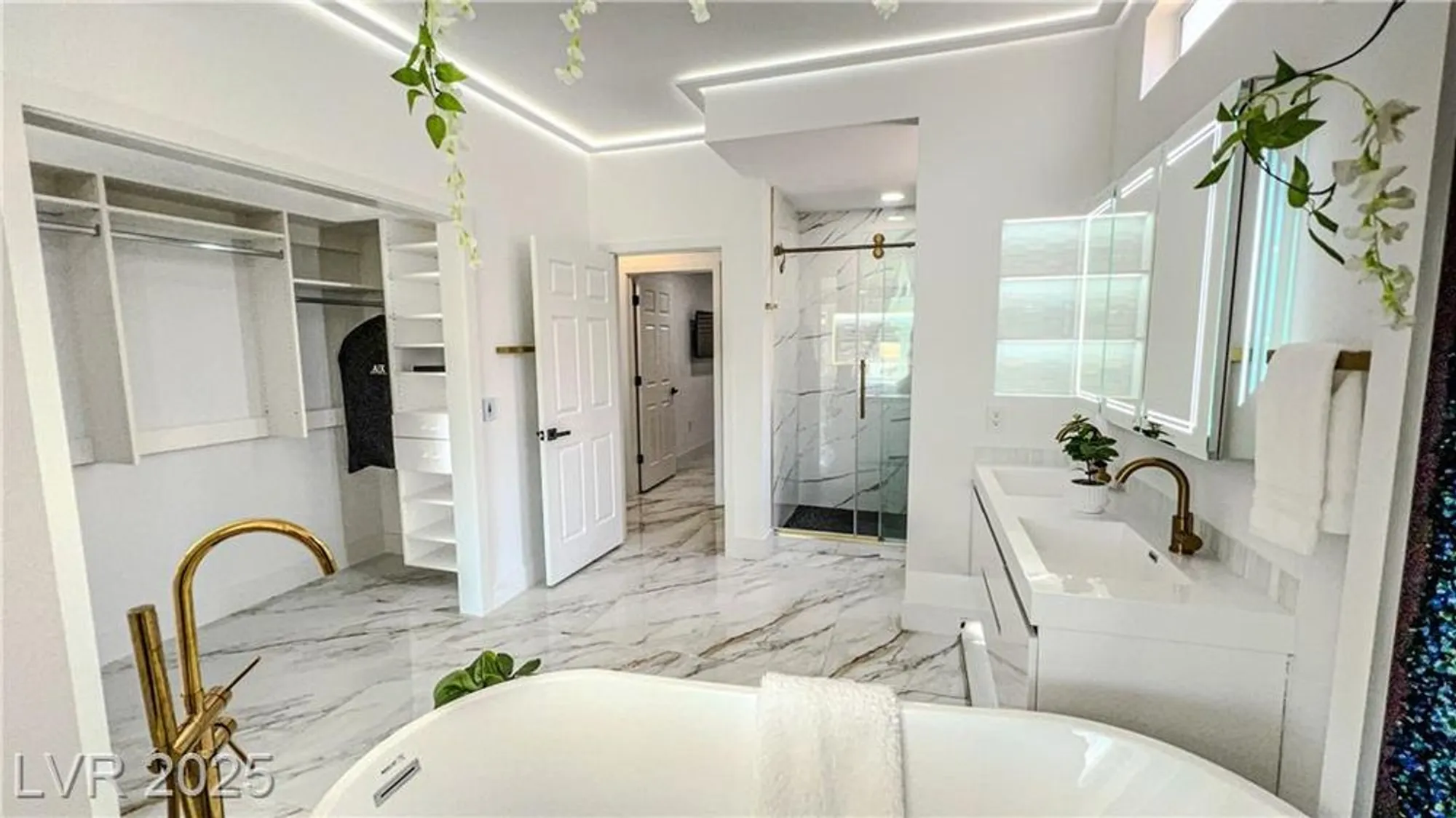 Property Slideshow image 24 of 36 | 2652 golfside dr, Las Vegas, NV, 89134