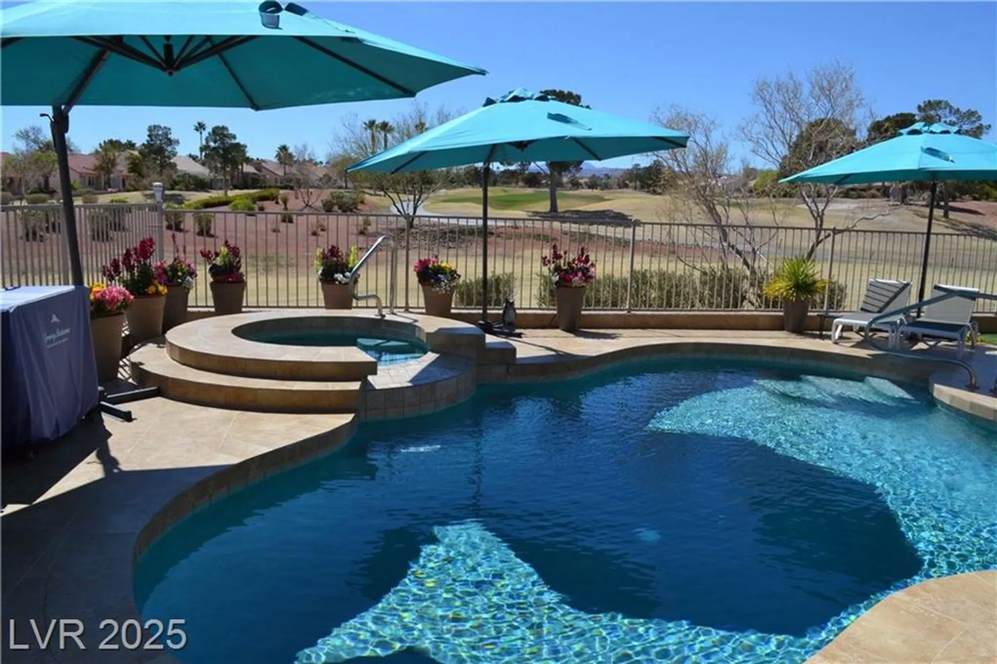 Property Slideshow image 28 of 32 | 9101 villa ridge dr, Las Vegas, NV, 89134