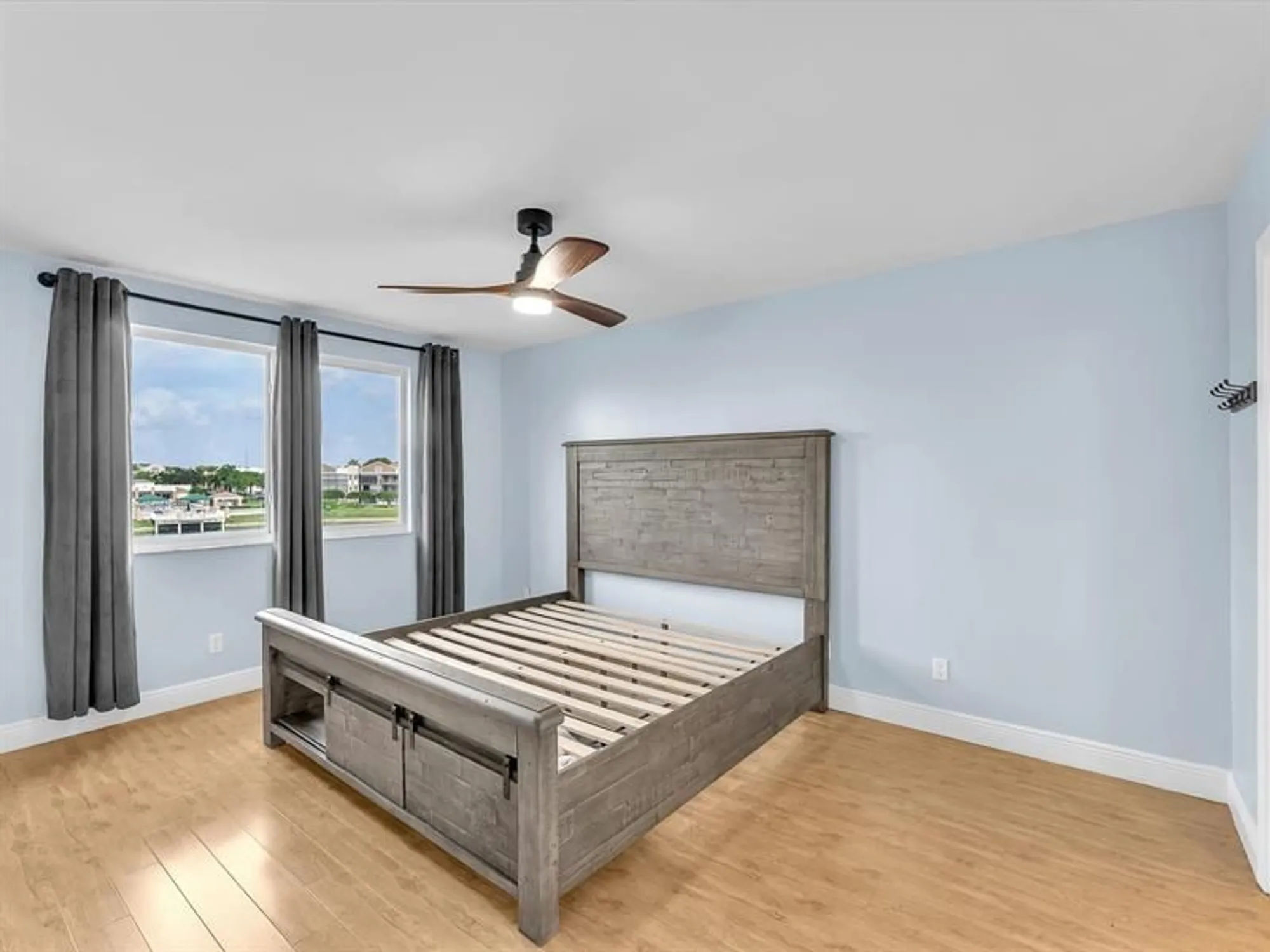 Property Slideshow image 11 of 24 | 7302 s devon dr 307, Tamarac, FL, 33321