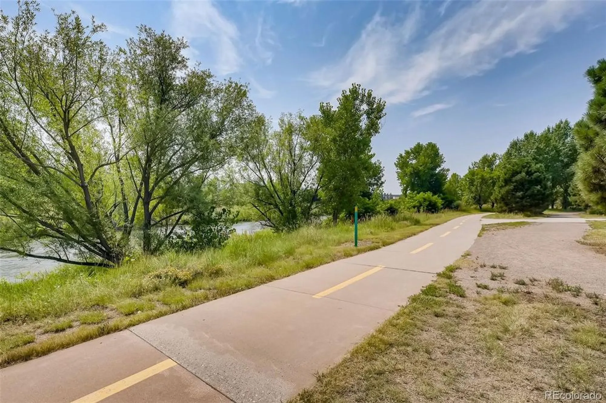 Property Slideshow image 32 of 37 | 2712 w greens pl, Littleton, CO, 80123