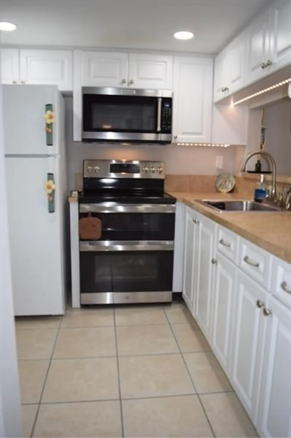 Property Slideshow image 5 of 35 | 9201 lime bay blvd 214, Tamarac, FL, 33321