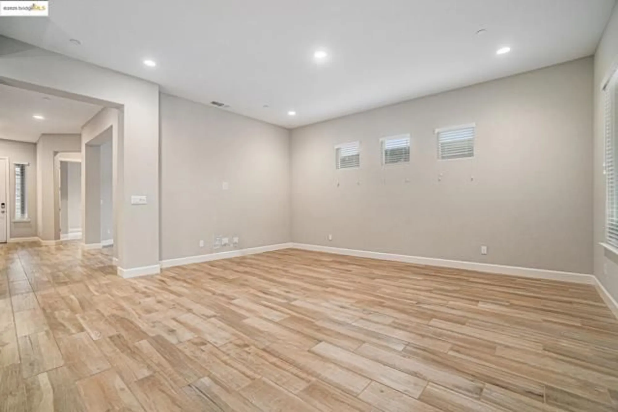 Property Slideshow image 7 of 34 | 415 pelican pl, Rio Vista, CA, 94571