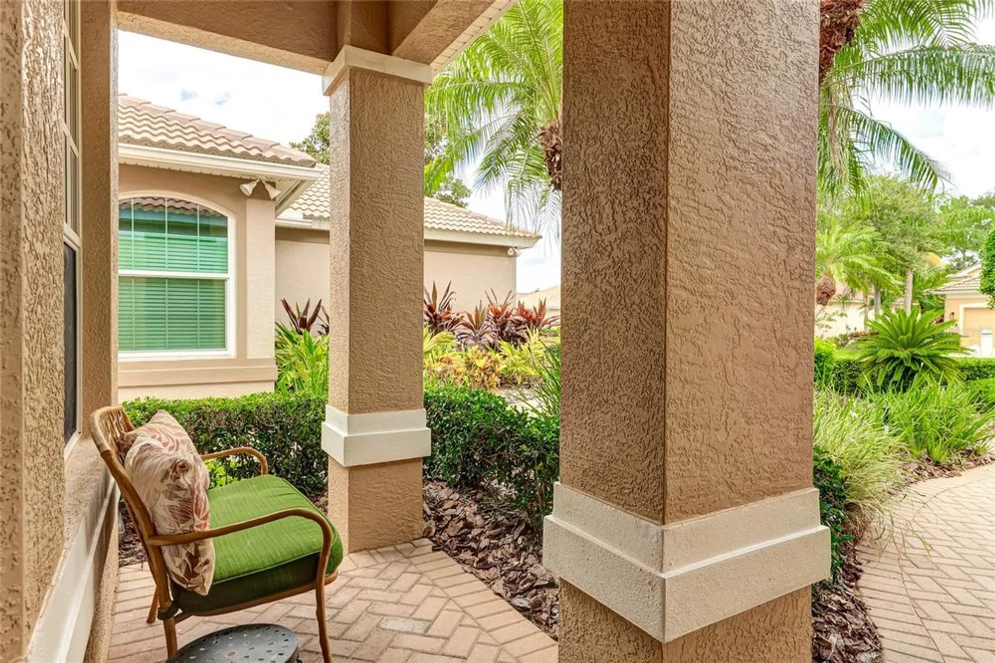 Property Slideshow image 4 of 38 | 6103 aviary ct, Bradenton, FL, 34203
