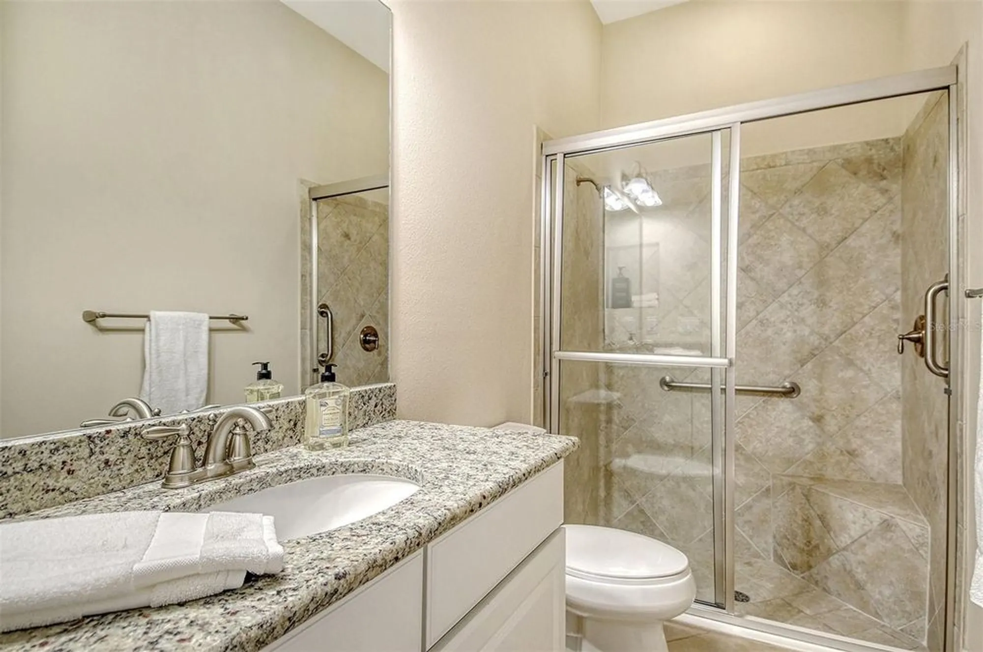 Property Slideshow image 37 of 79 | 4916 tivoli run, Bradenton, FL, 34211