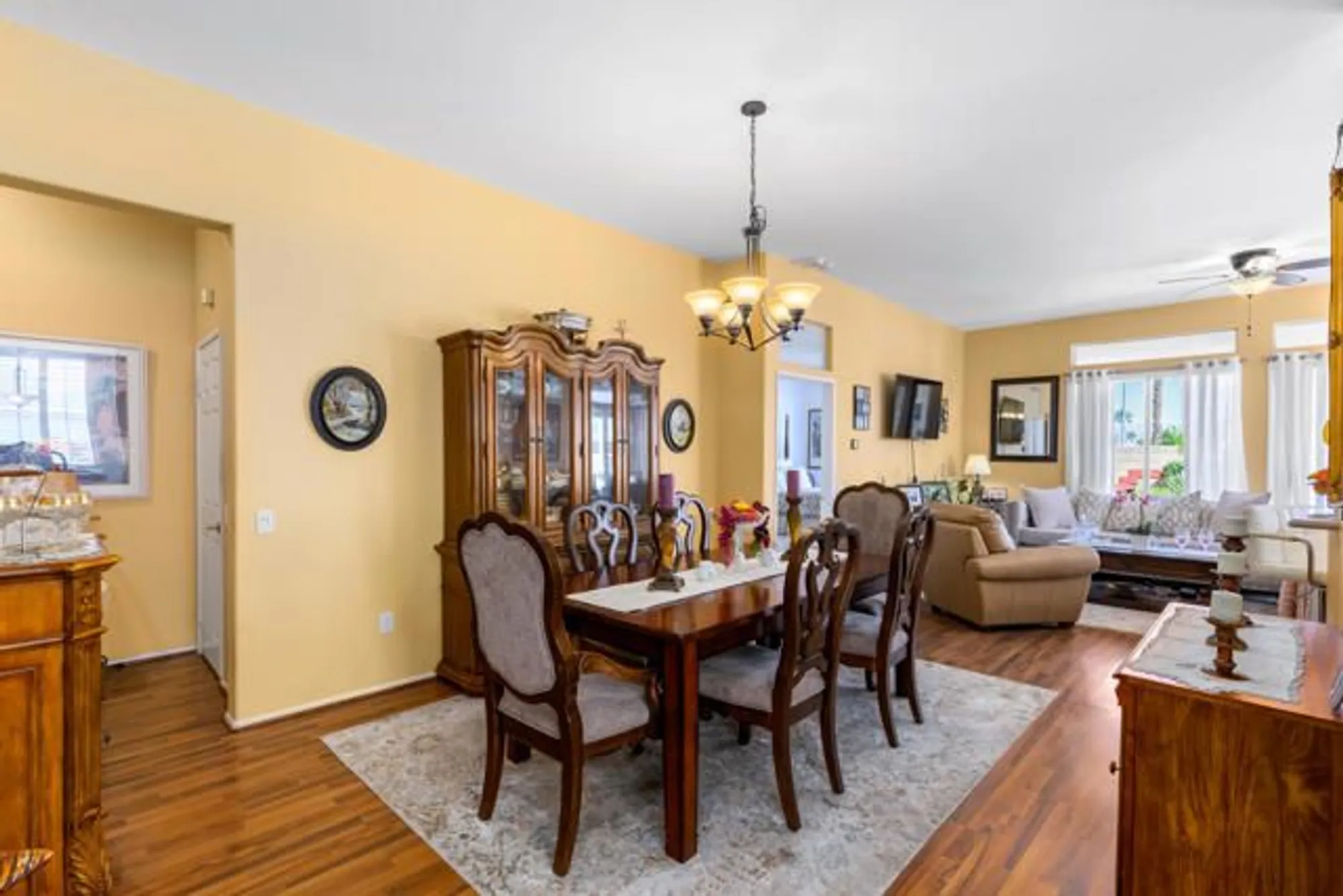 Property Slideshow image 17 of 65 | 43986 medinah dr, Indio, CA, 92201