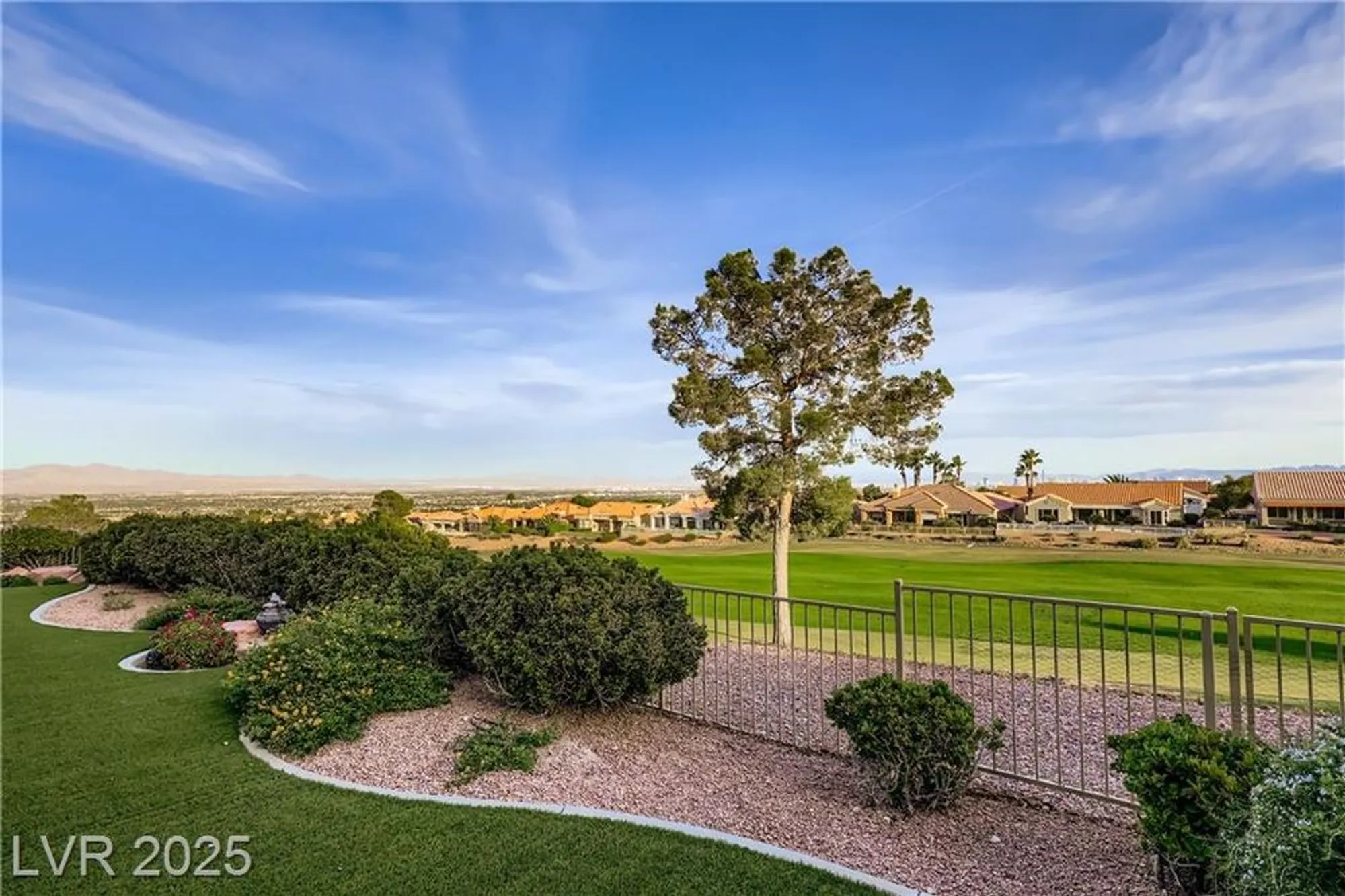 Property Slideshow image 20 of 35 | 2800 darby falls dr, Las Vegas, NV, 89134