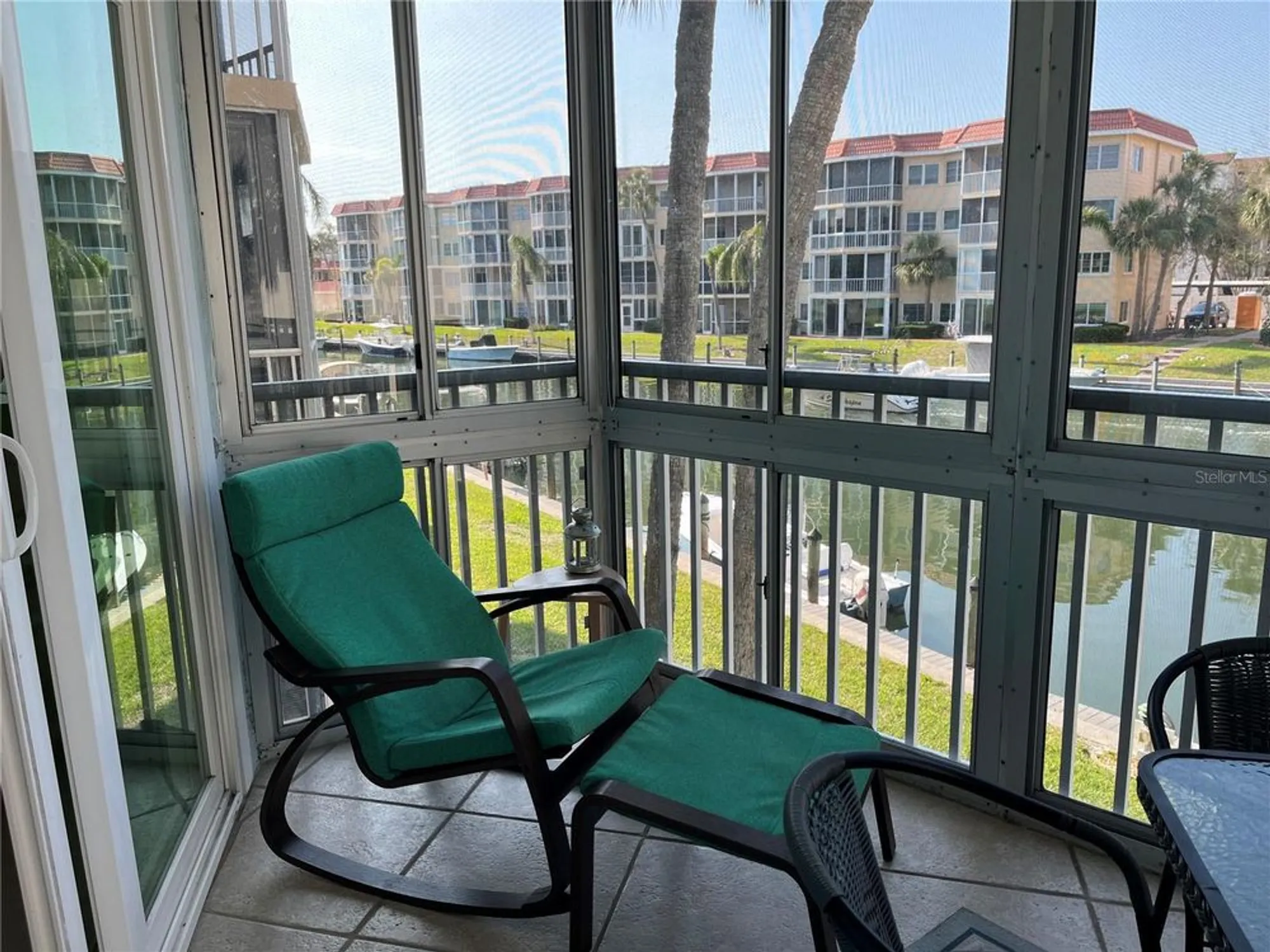 Property Slideshow image 27 of 32 | 1257 s portofino dr apt 208, Sarasota, FL, 34242