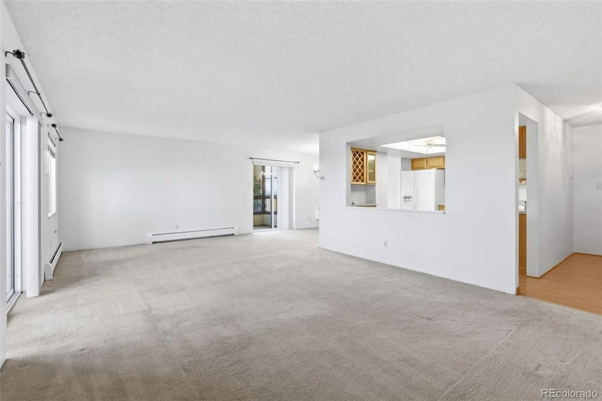 Property Slideshow image 6 of 49 | 13850 e marina dr apt 301, Aurora, CO, 80014