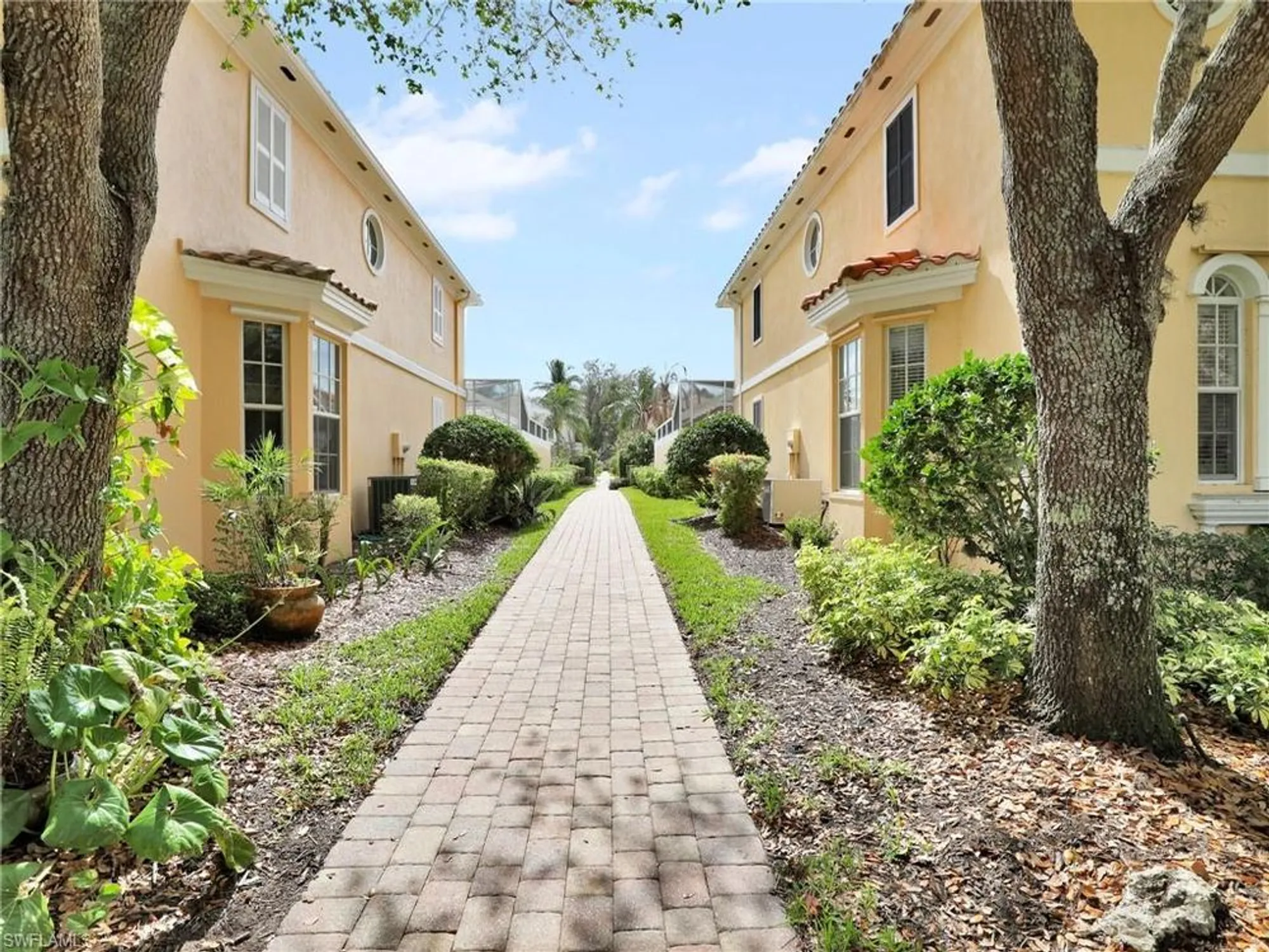Property Slideshow image 28 of 47 | 3580 islandwalk cir, Naples, FL, 34119