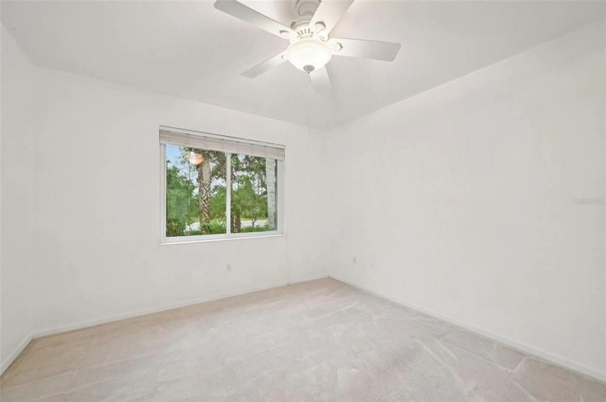 Property Slideshow image 13 of 43 | 2040 sifield greens way # 24, Sun City Center, FL, 33573