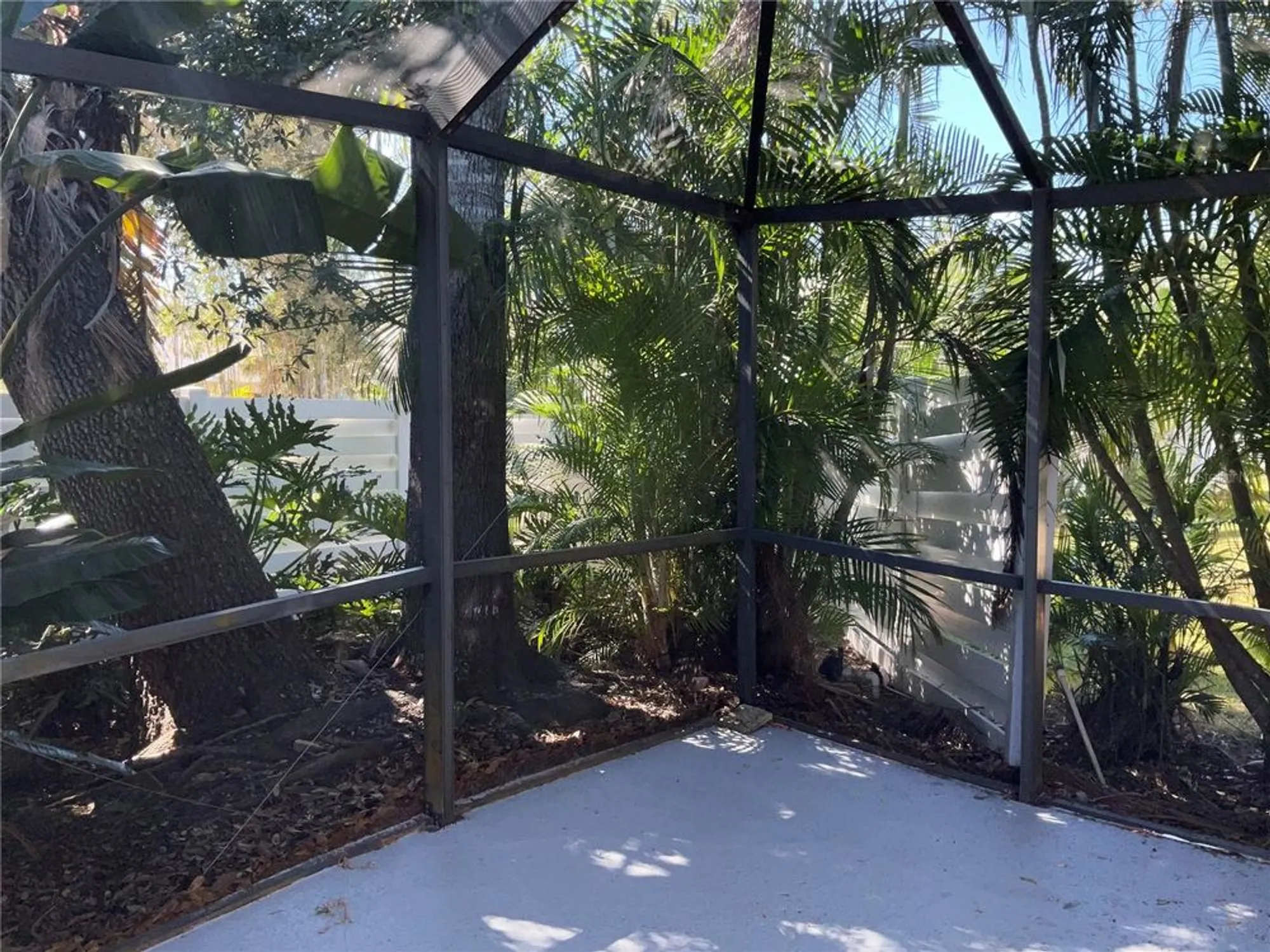 Property Slideshow image 25 of 28 | 7861 pine trace dr # 7861, Sarasota, FL, 34243