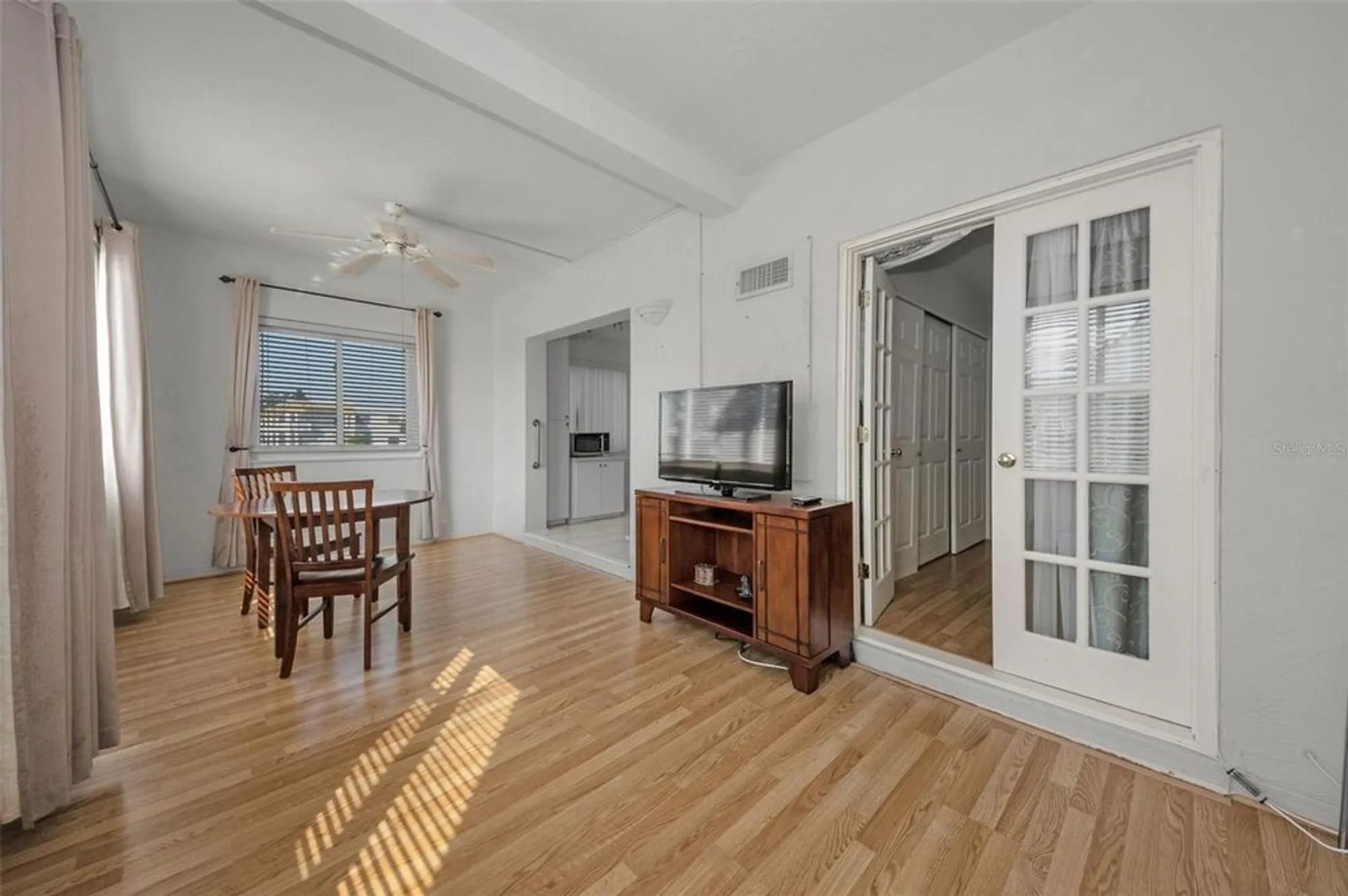 Property Slideshow image 21 of 98 | 2453 brazilia dr 47, Clearwater, FL, 33763