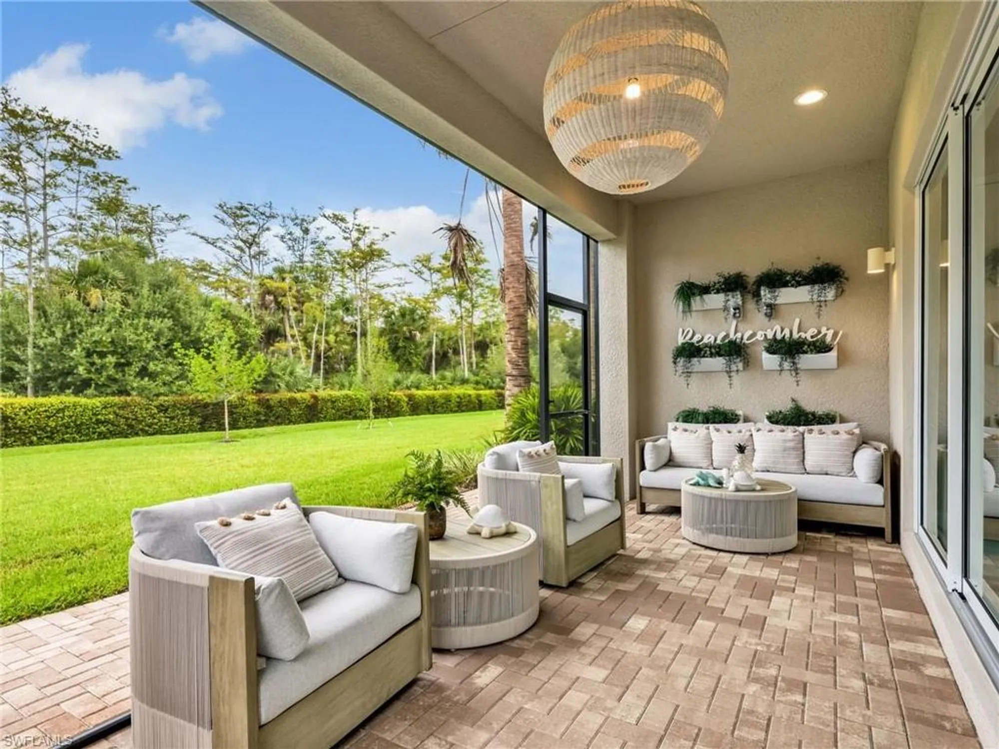 Property Slideshow image 27 of 49 | 11265 daphne ct, Naples, FL, 34120